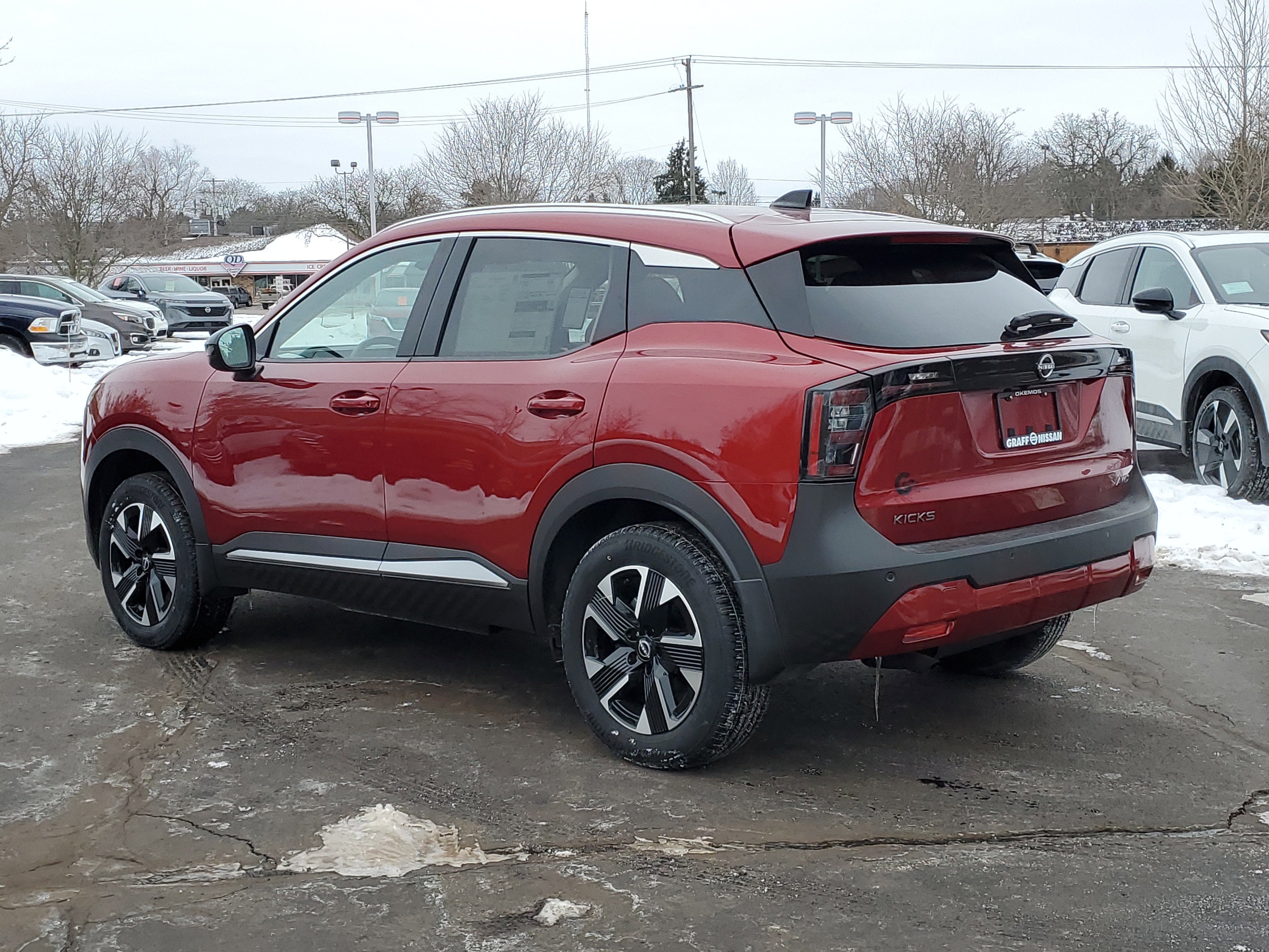 2026 Nissan Kicks SV