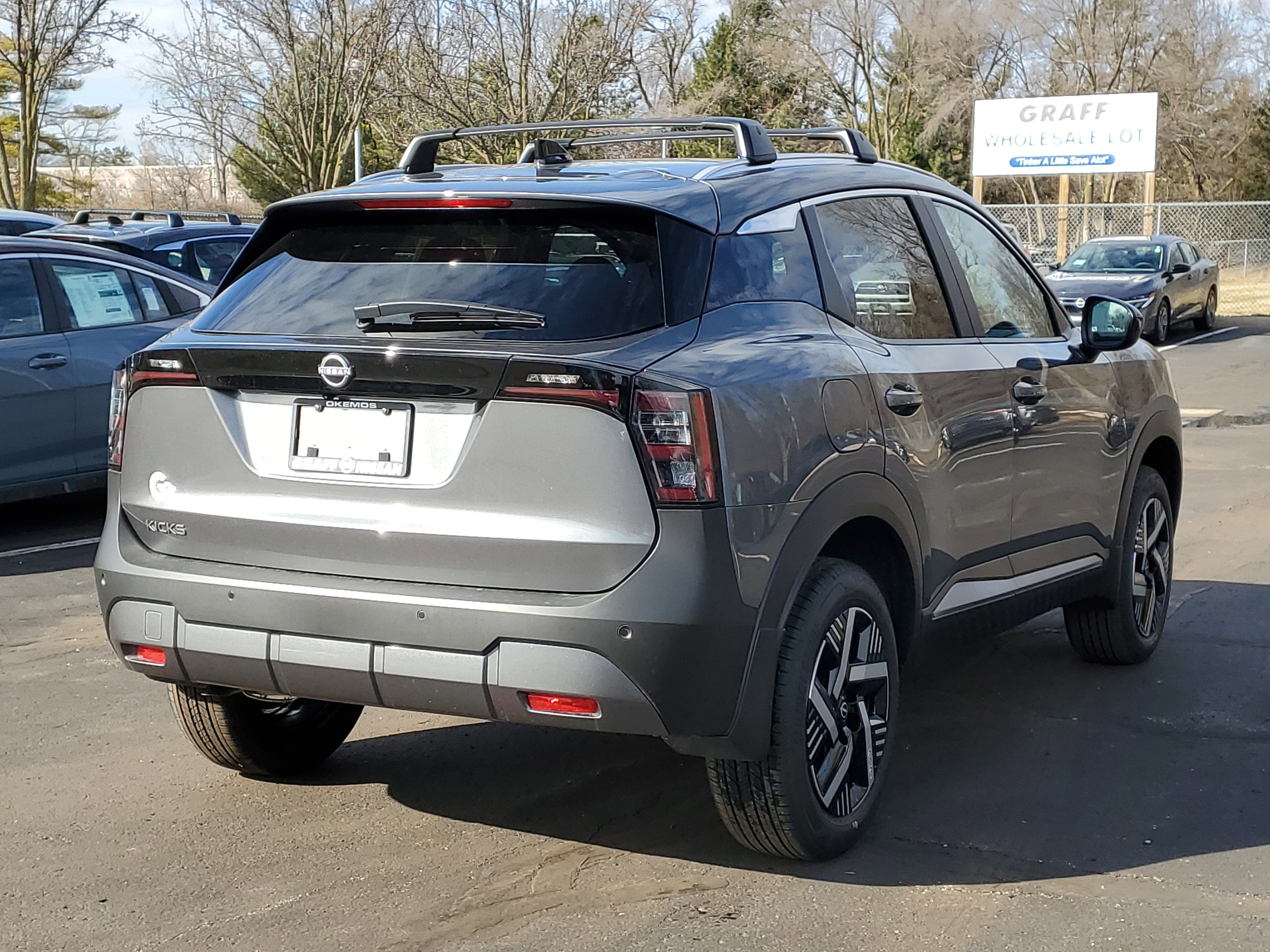 2026 Nissan Kicks SV