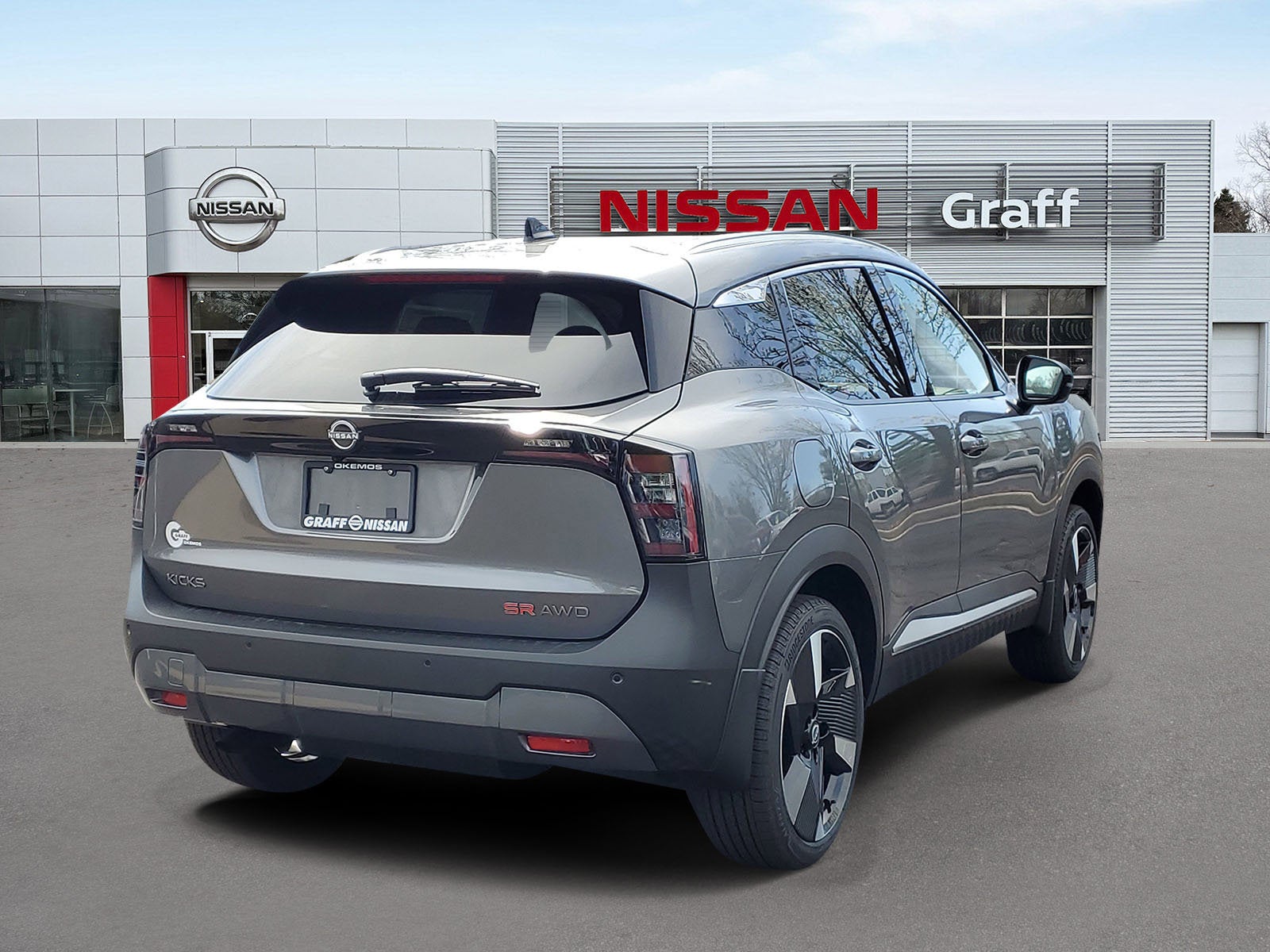 2026 Nissan Kicks SR