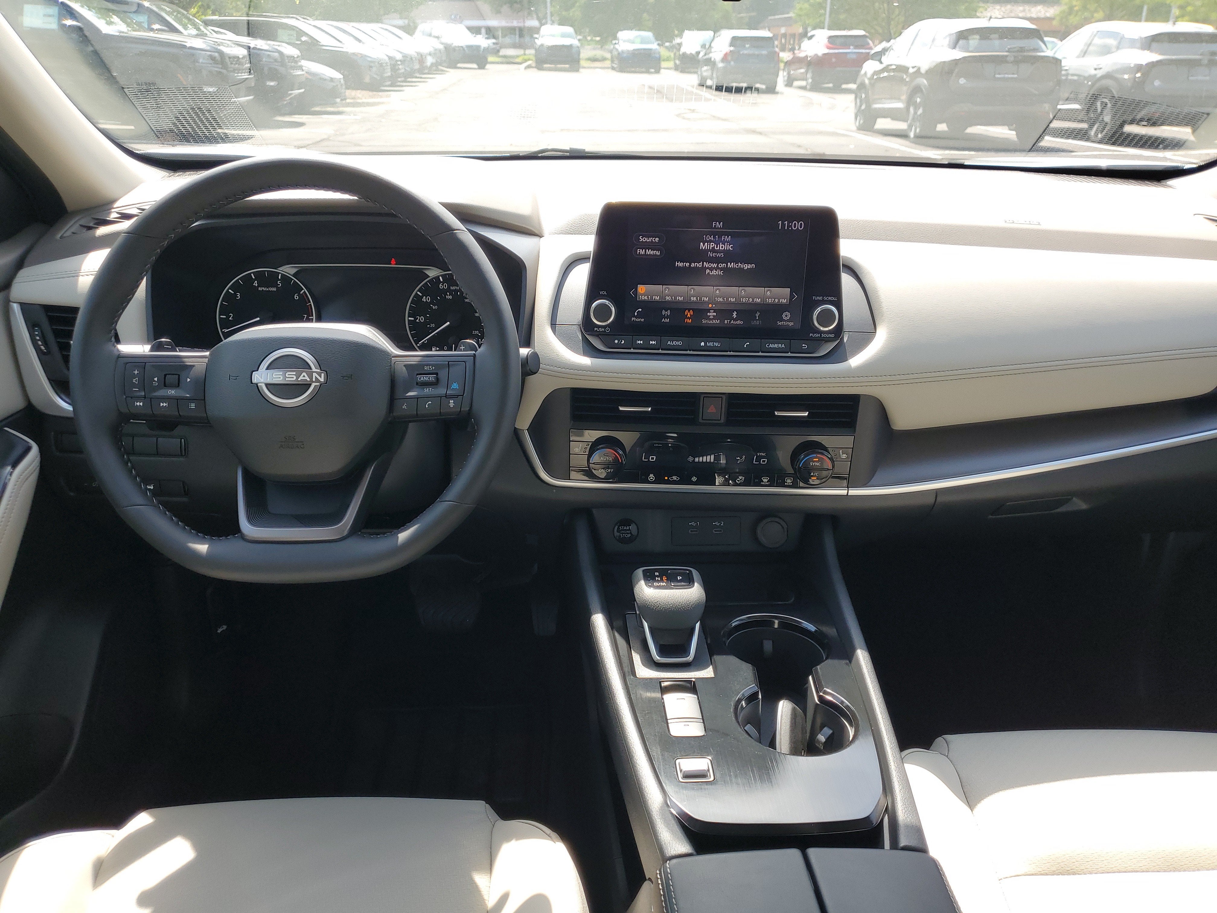 2025 Nissan Rogue SV