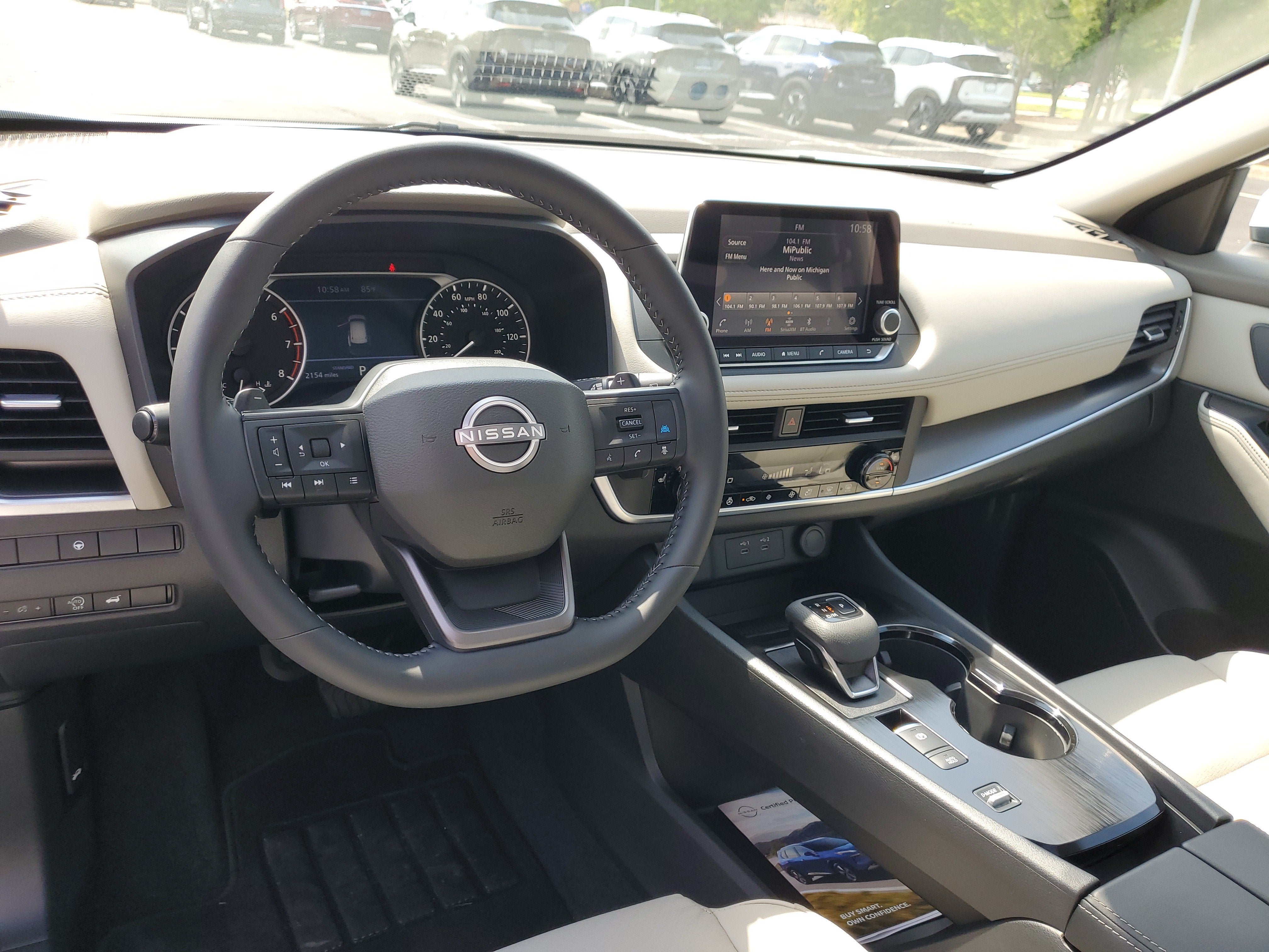 2025 Nissan Rogue SV