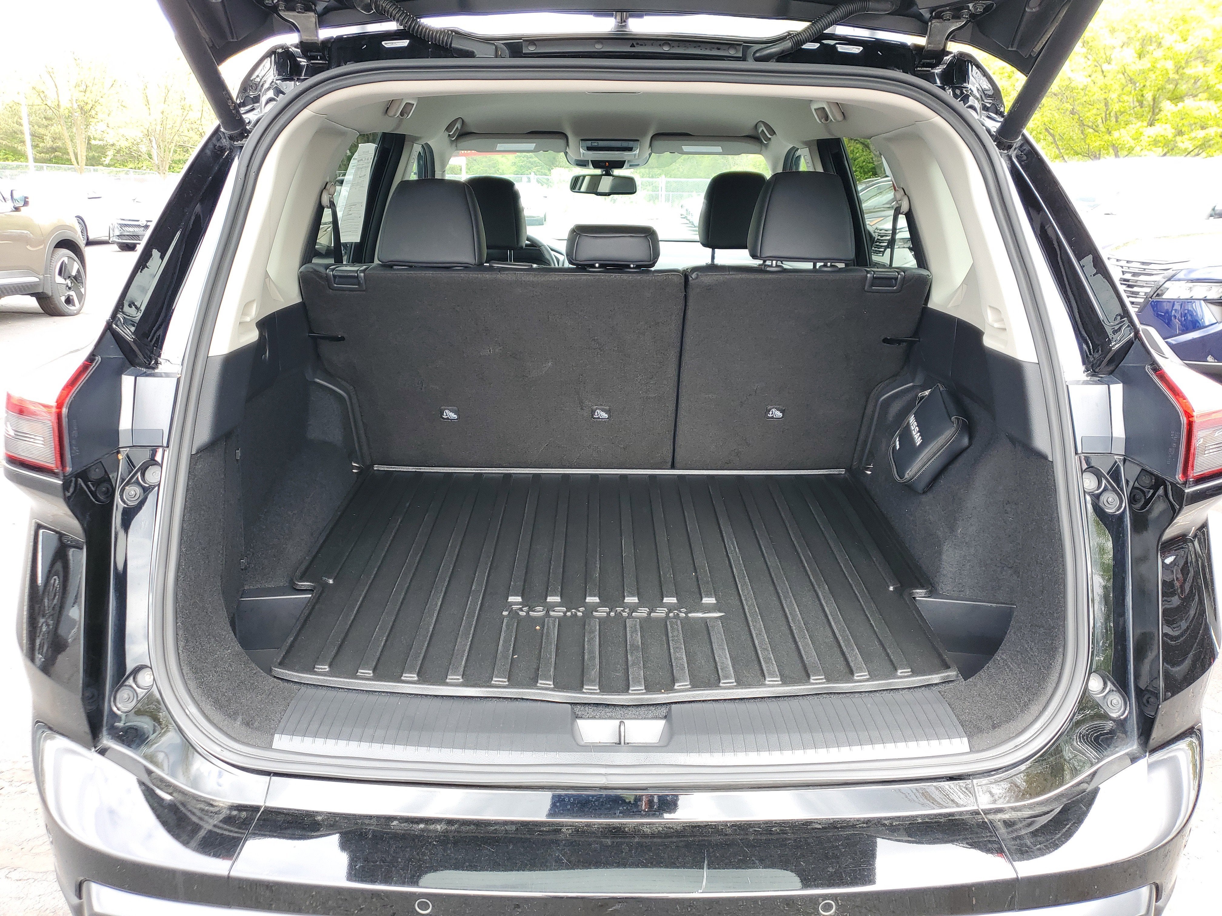 2025 Nissan Rogue Rock Creek®