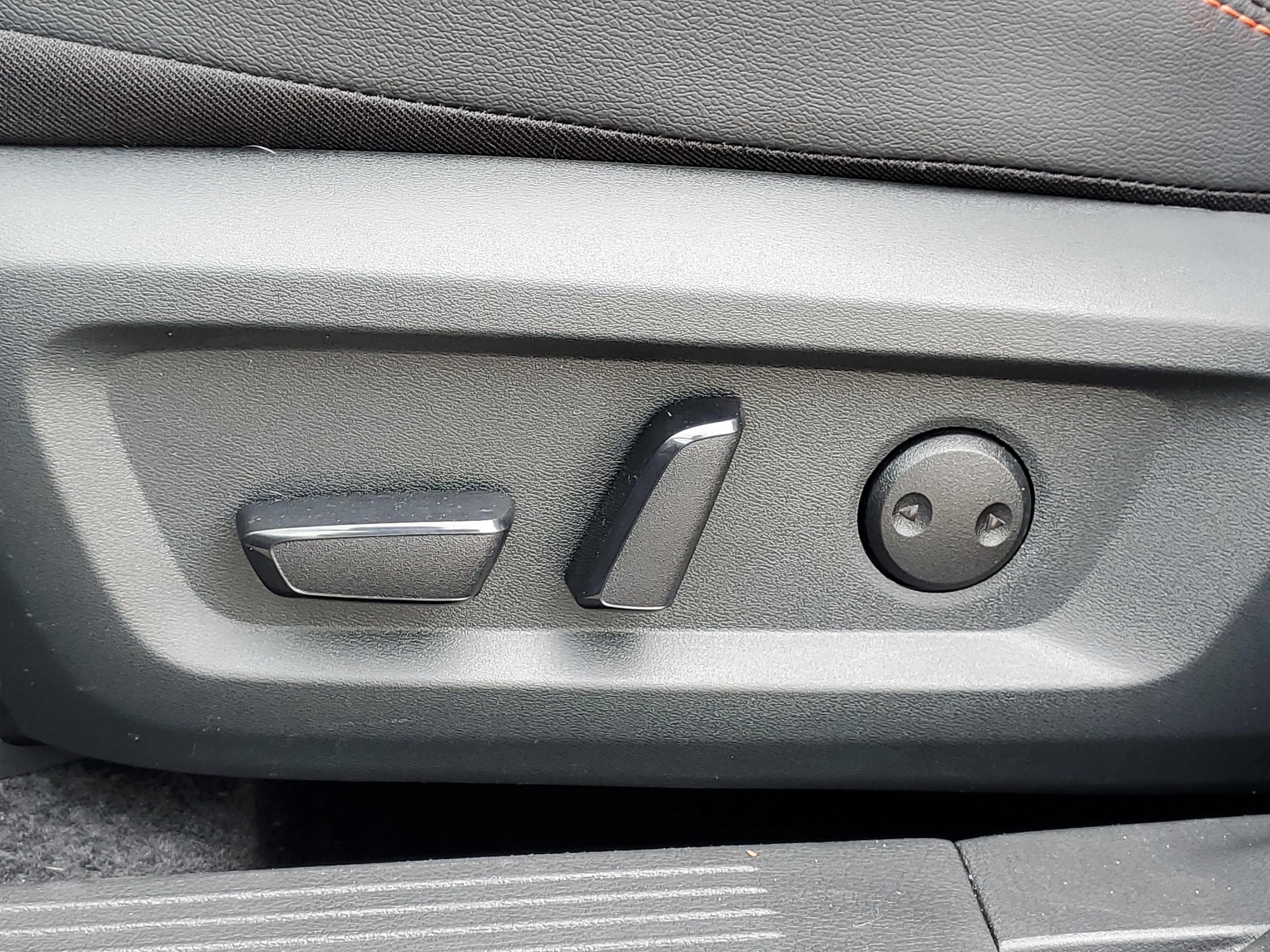 2025 Nissan Rogue Rock Creek®