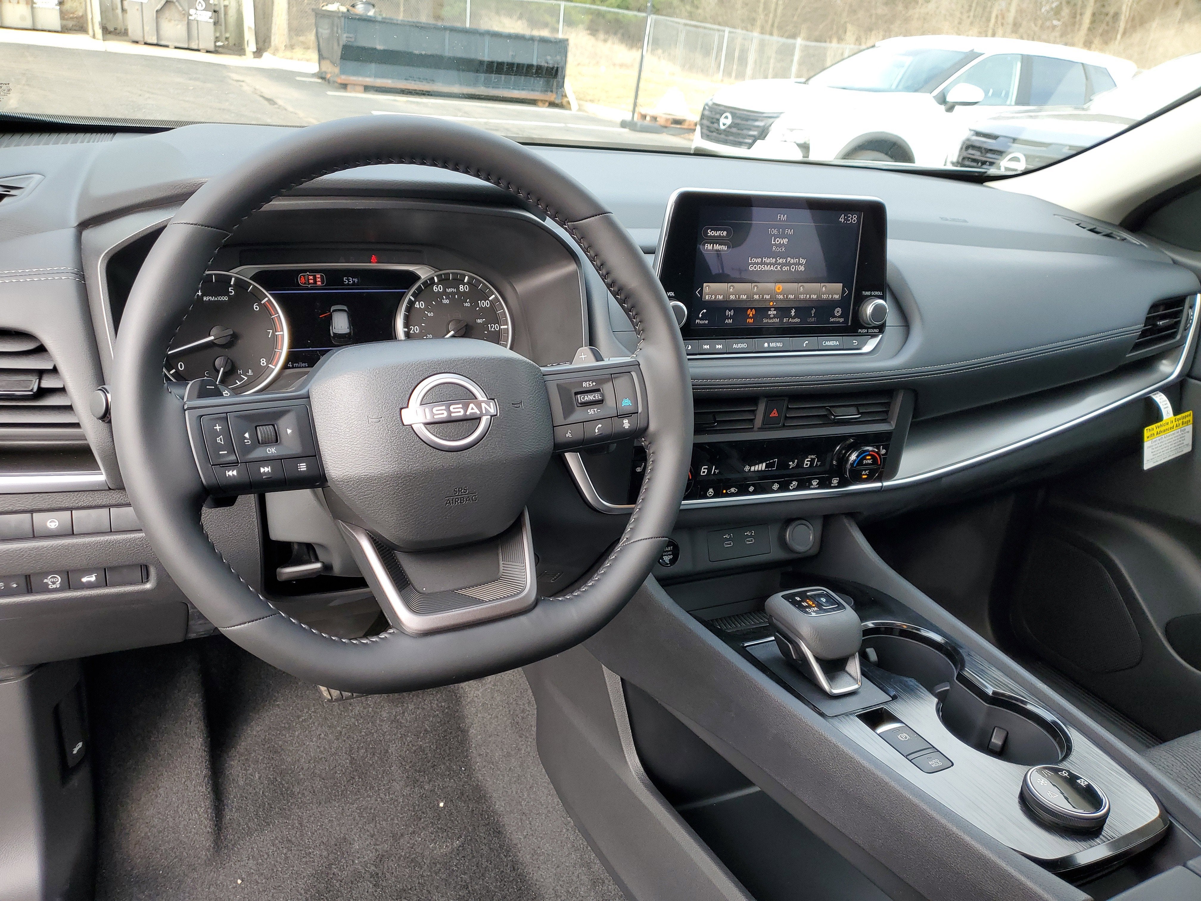 2026 Nissan Rogue SV