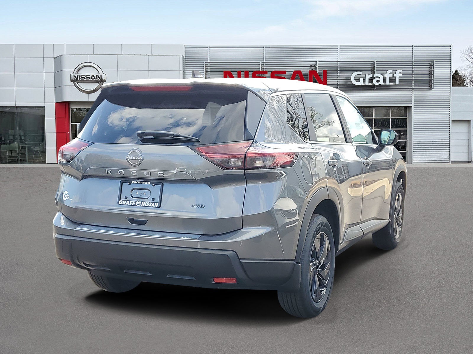 2026 Nissan Rogue SV