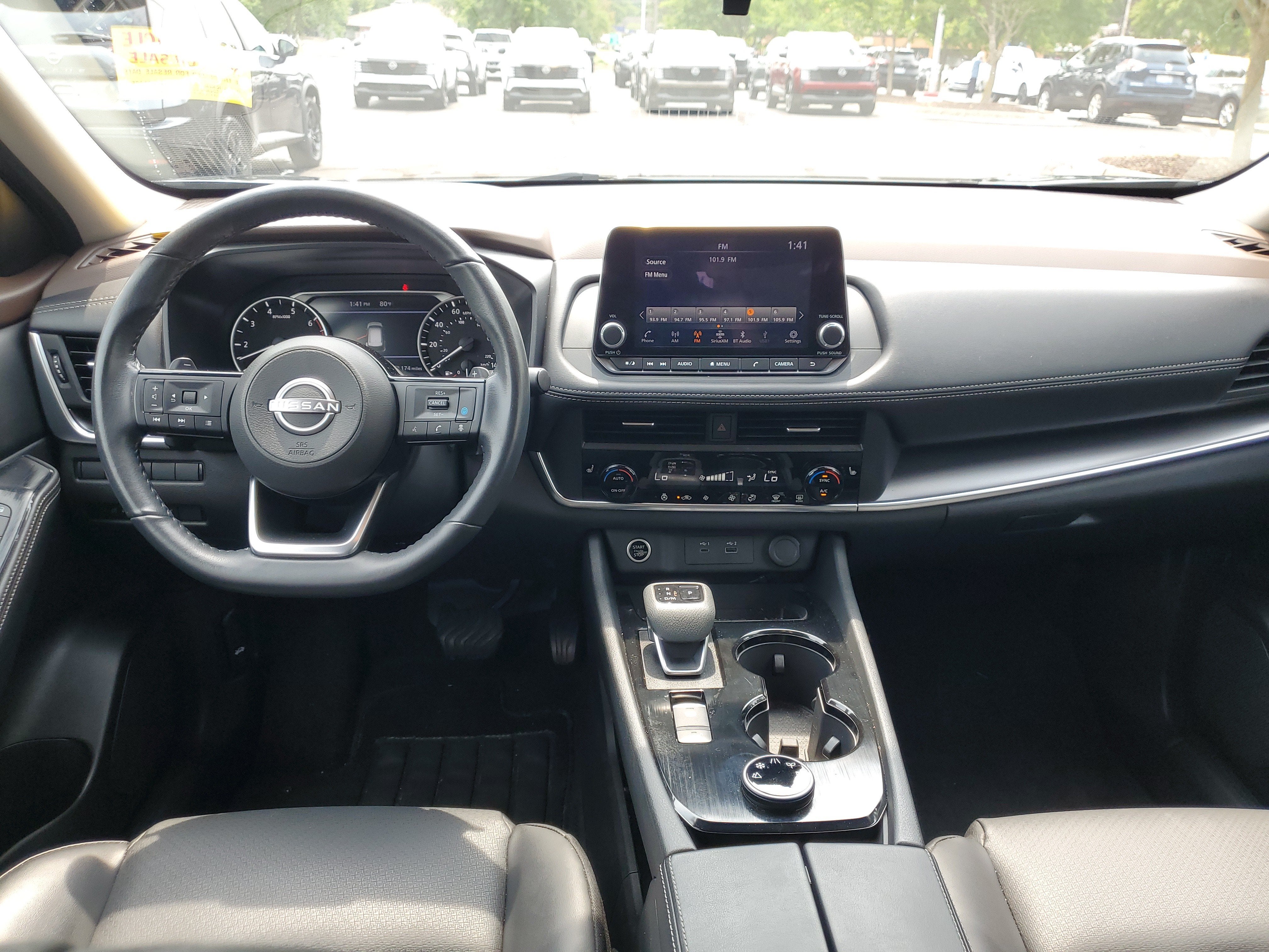 2023 Nissan Rogue SV