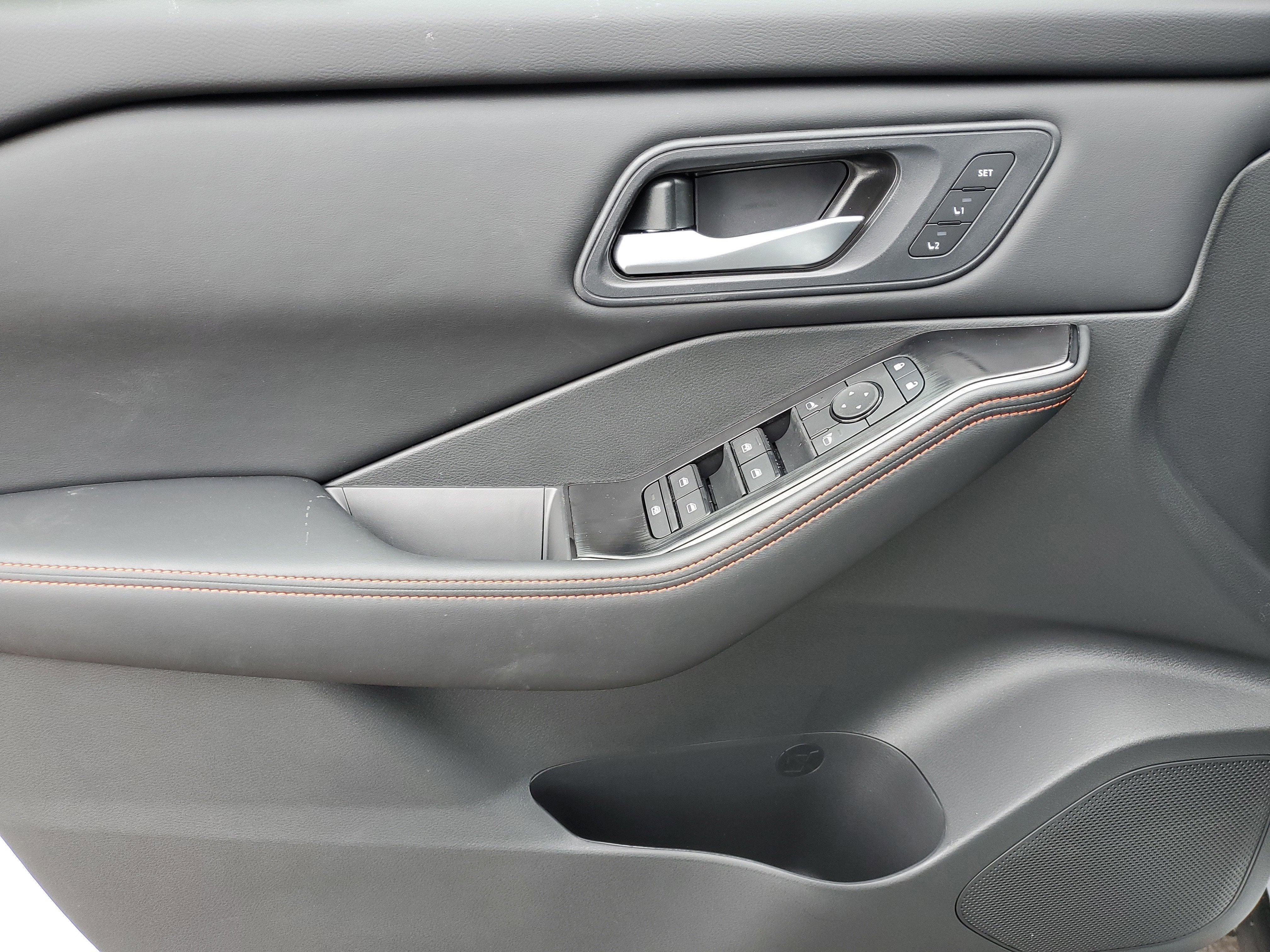 2026 Nissan Rogue Rock Creek®