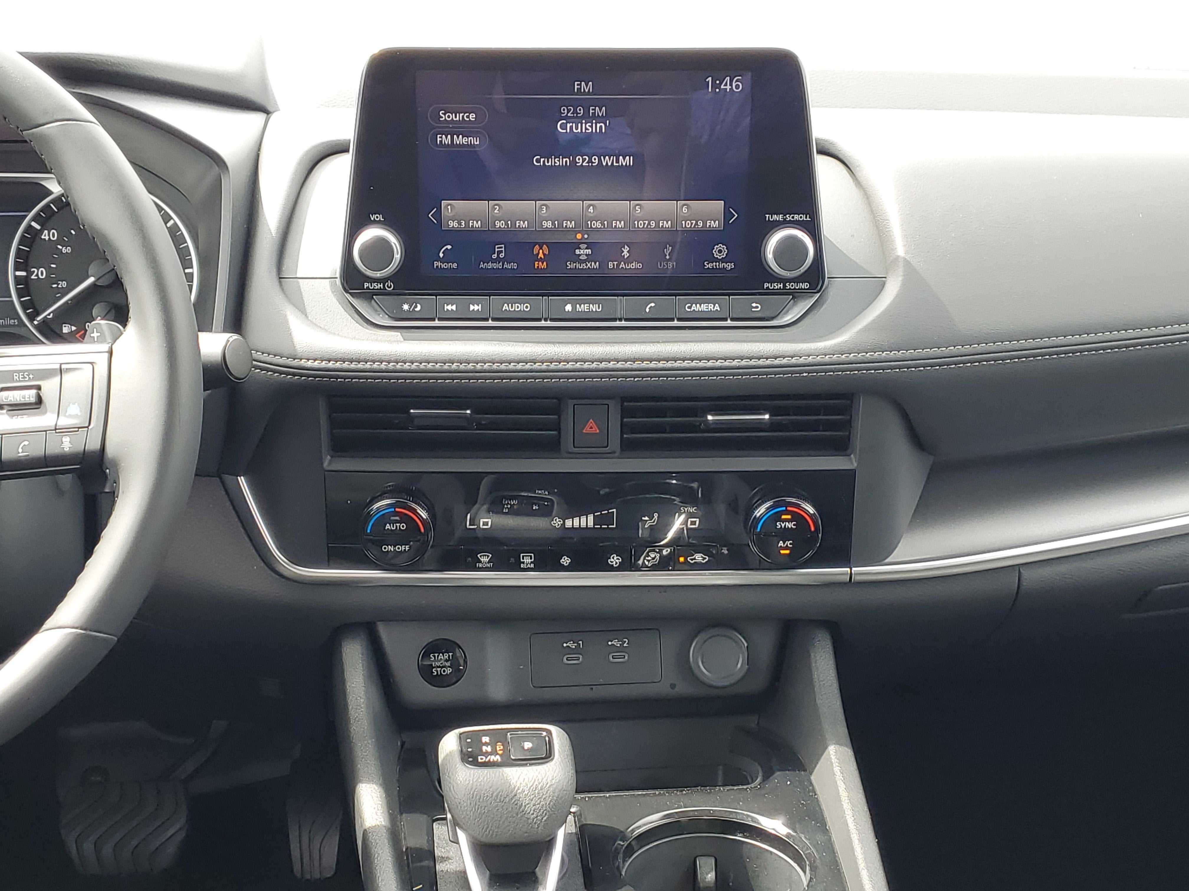 2025 Nissan Rogue SV