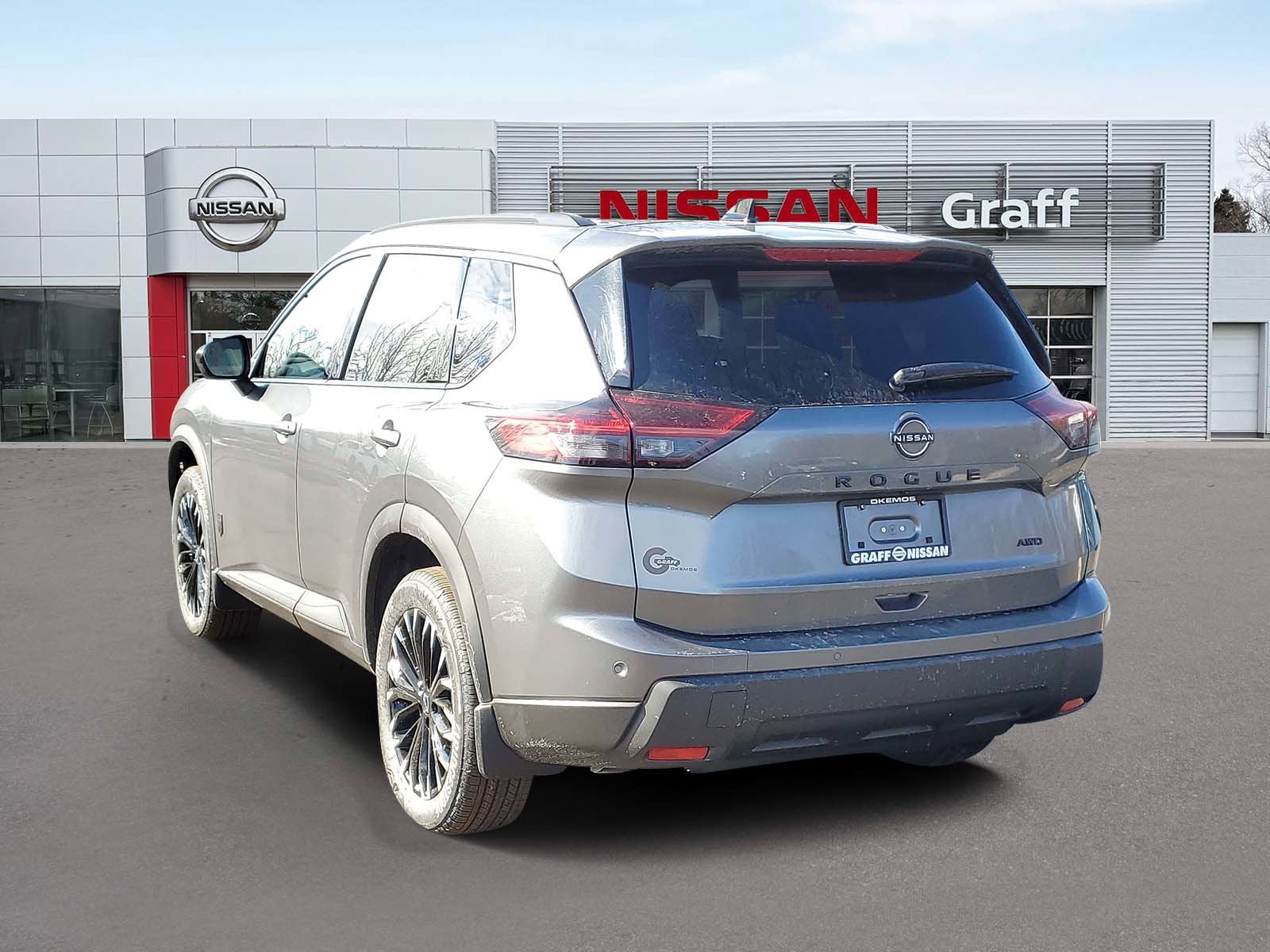 2026 Nissan Rogue Dark Armor™