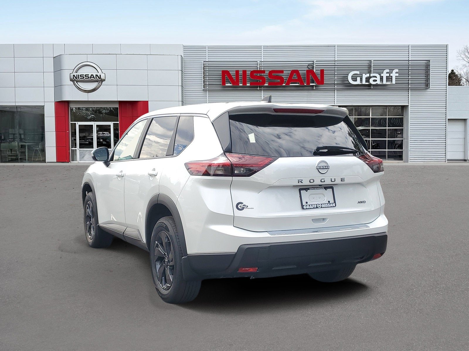 2026 Nissan Rogue SV