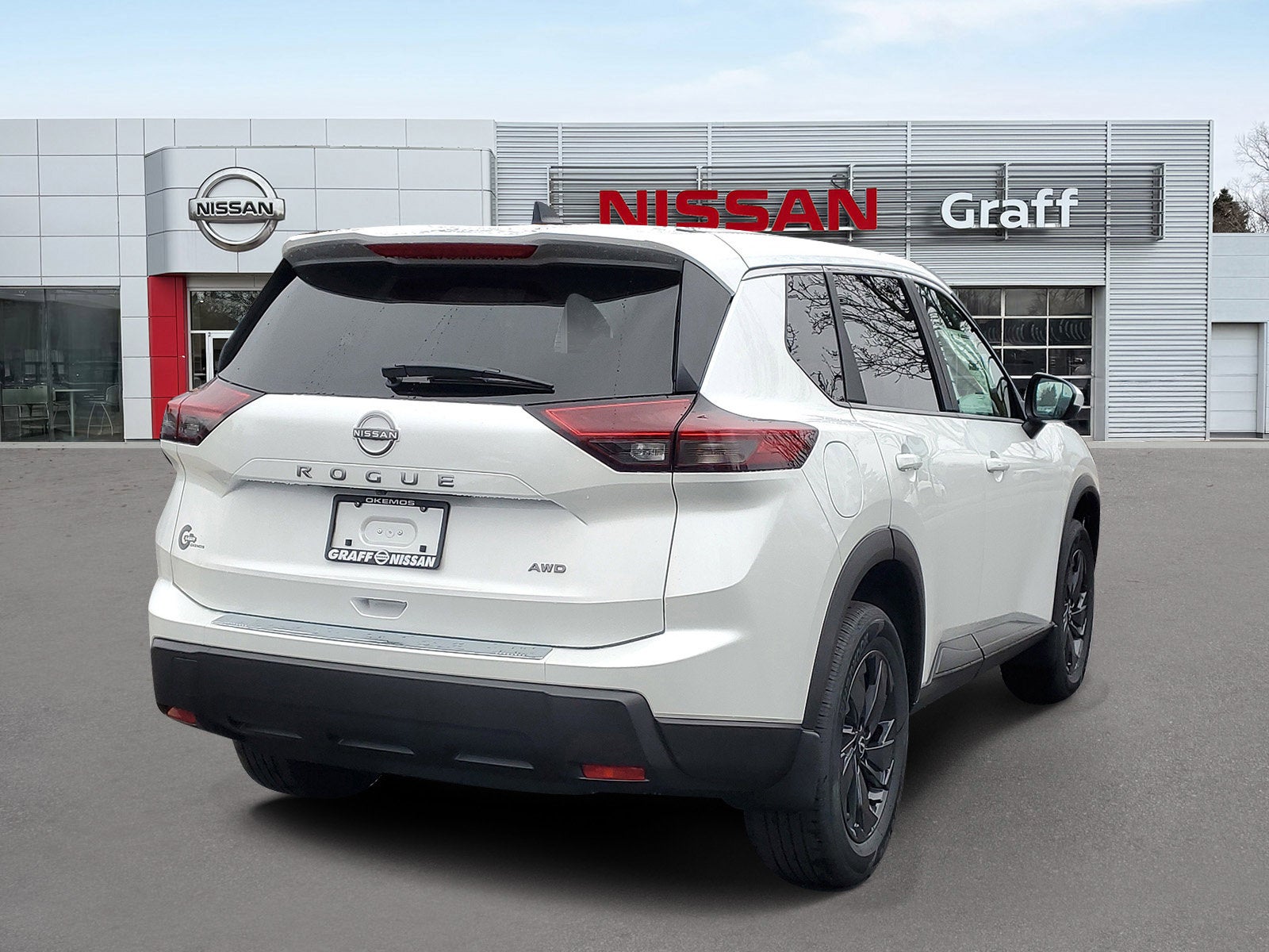 2026 Nissan Rogue SV