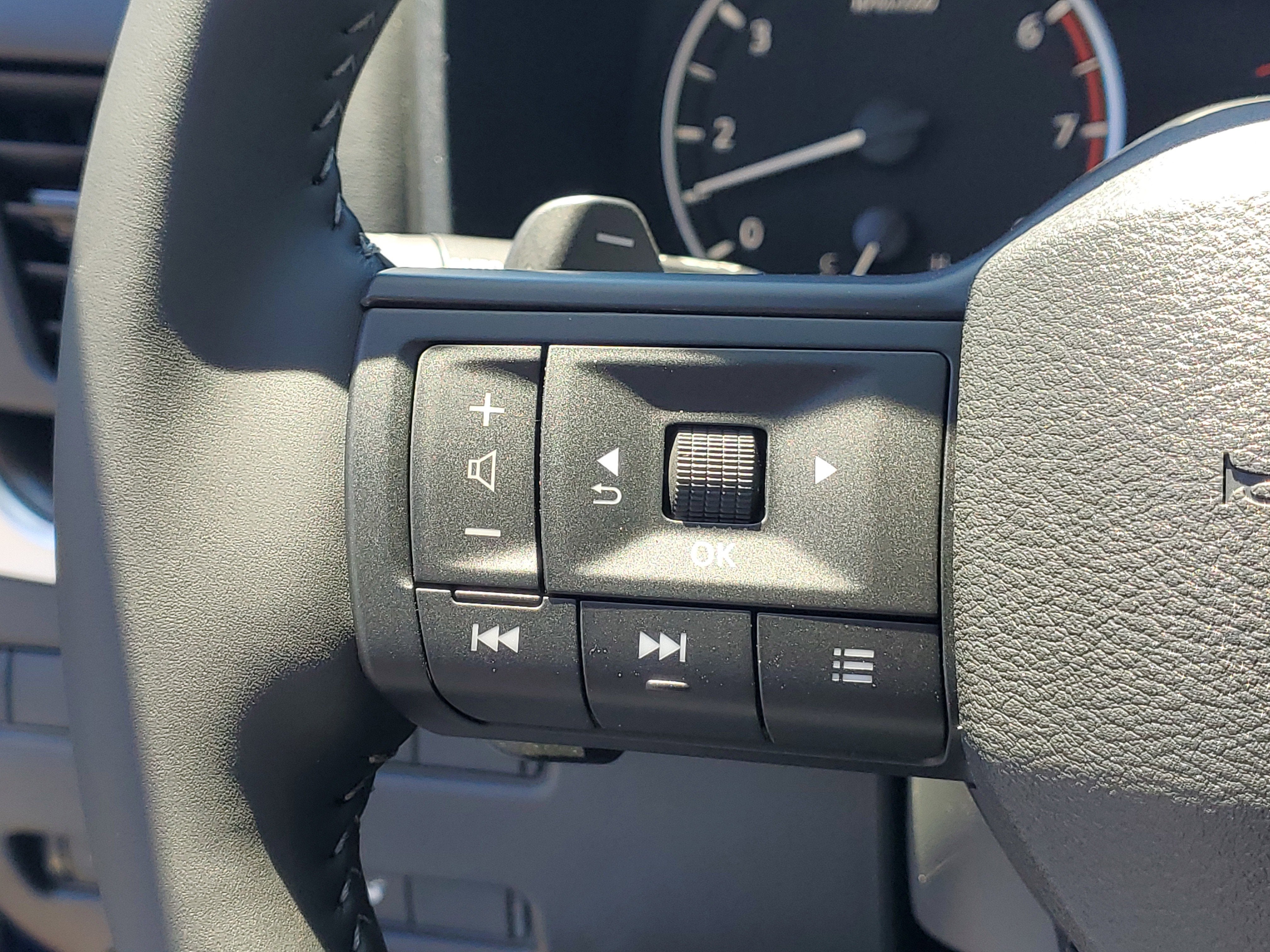 2026 Nissan Rogue Dark Armor™