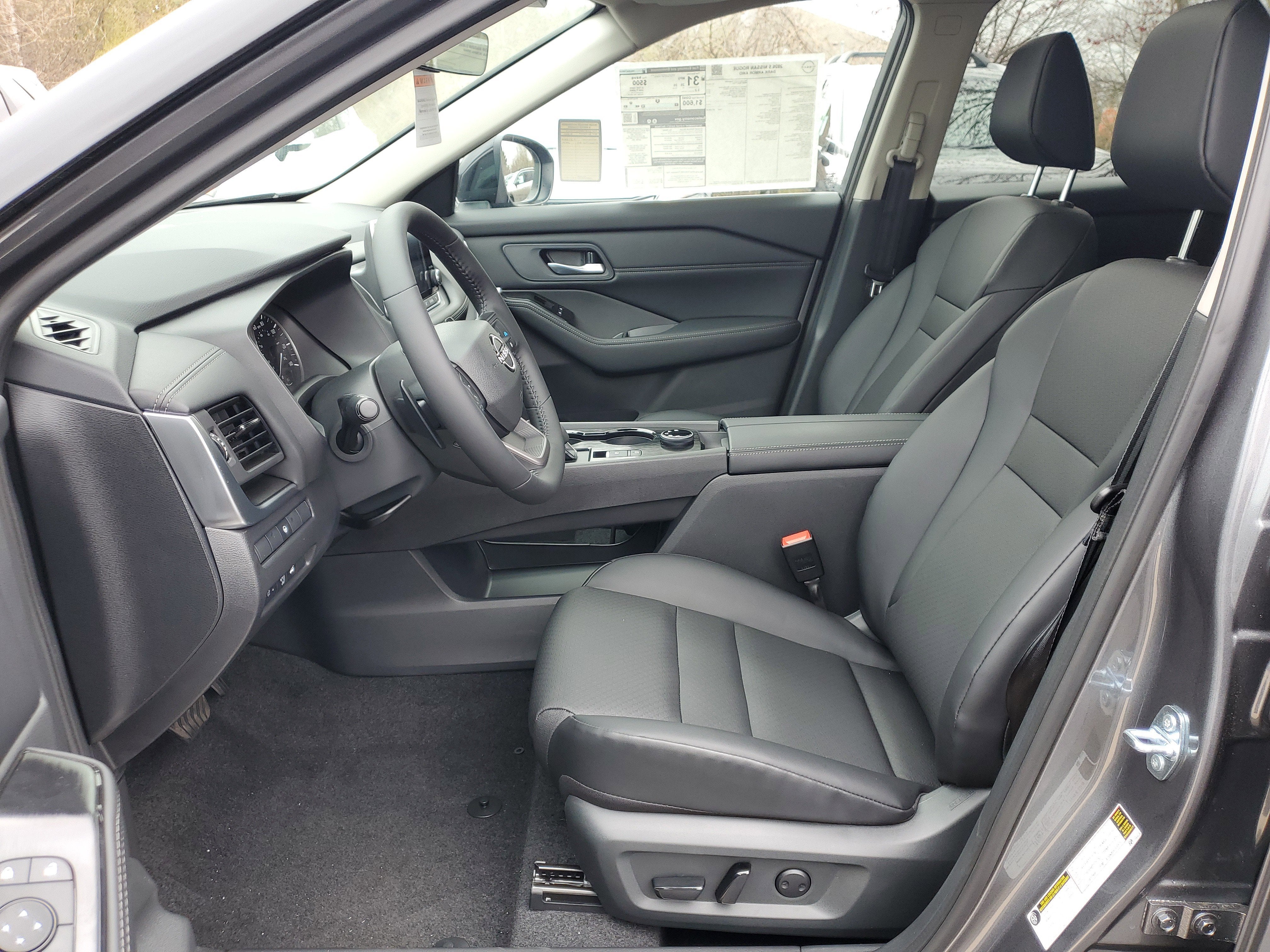 2026 Nissan Rogue Dark Armor™