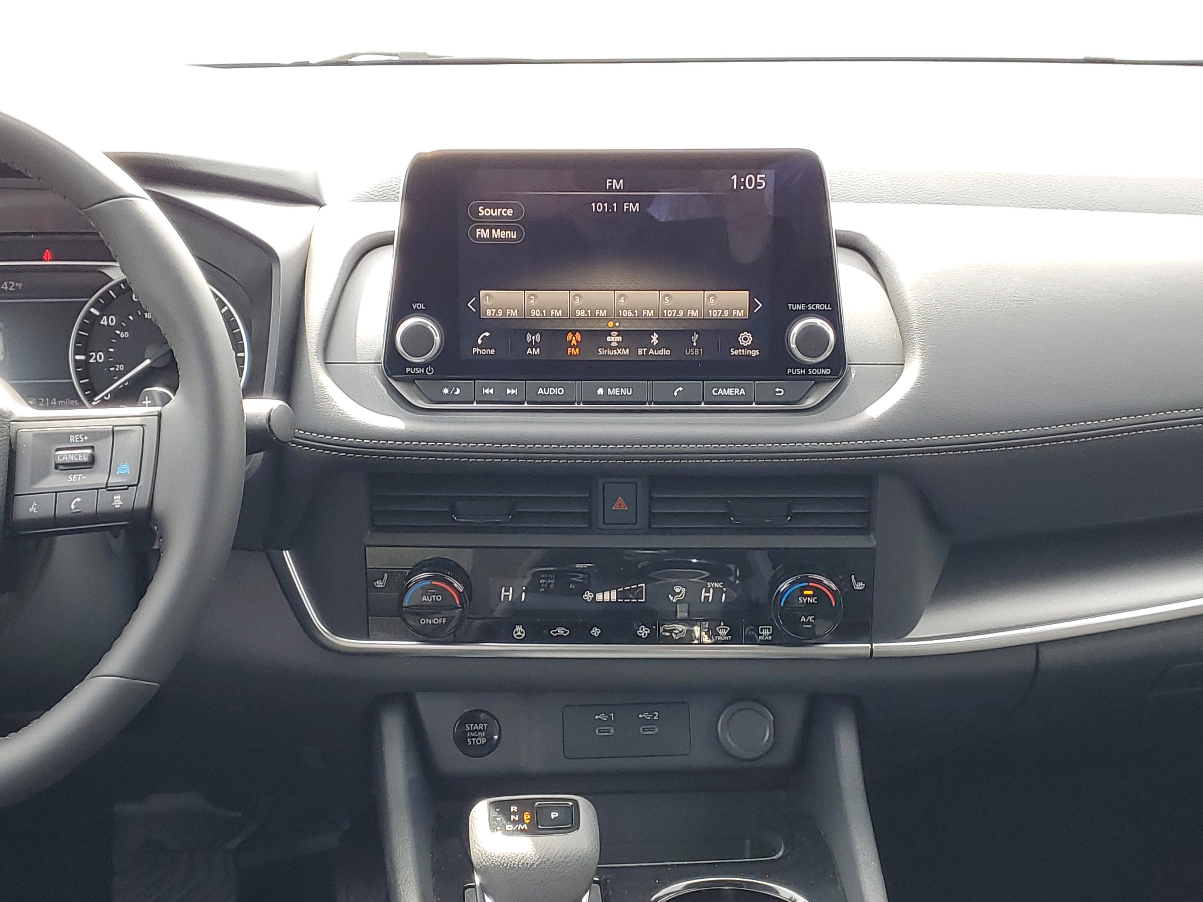 2026 Nissan Rogue SV