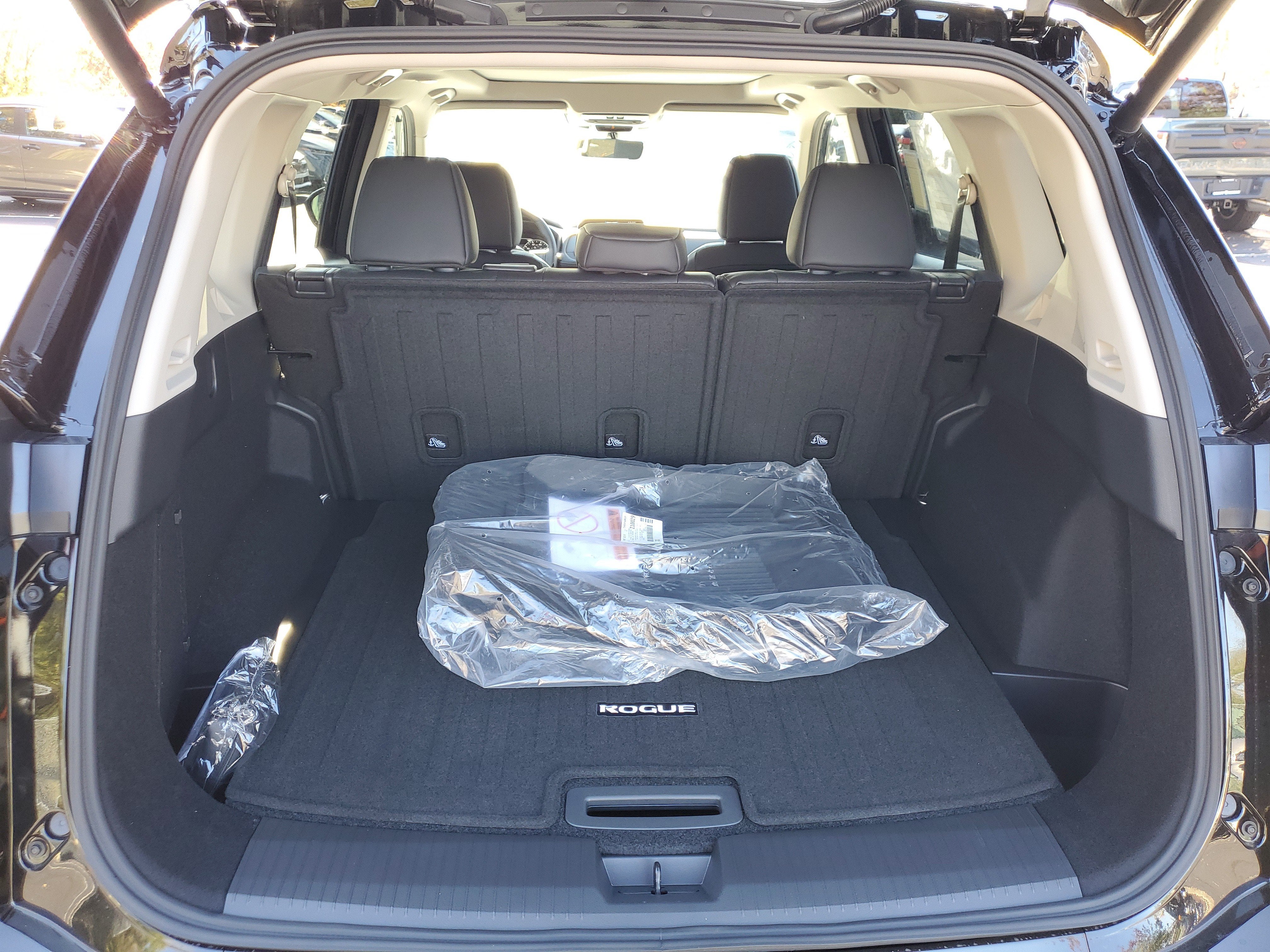 2026 Nissan Rogue Dark Armor™
