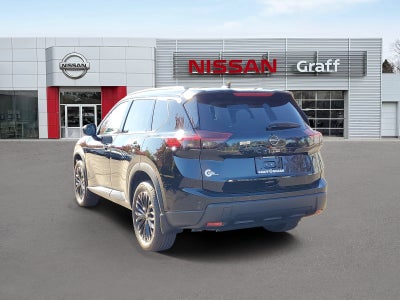 2026 Nissan Rogue Dark Armor™