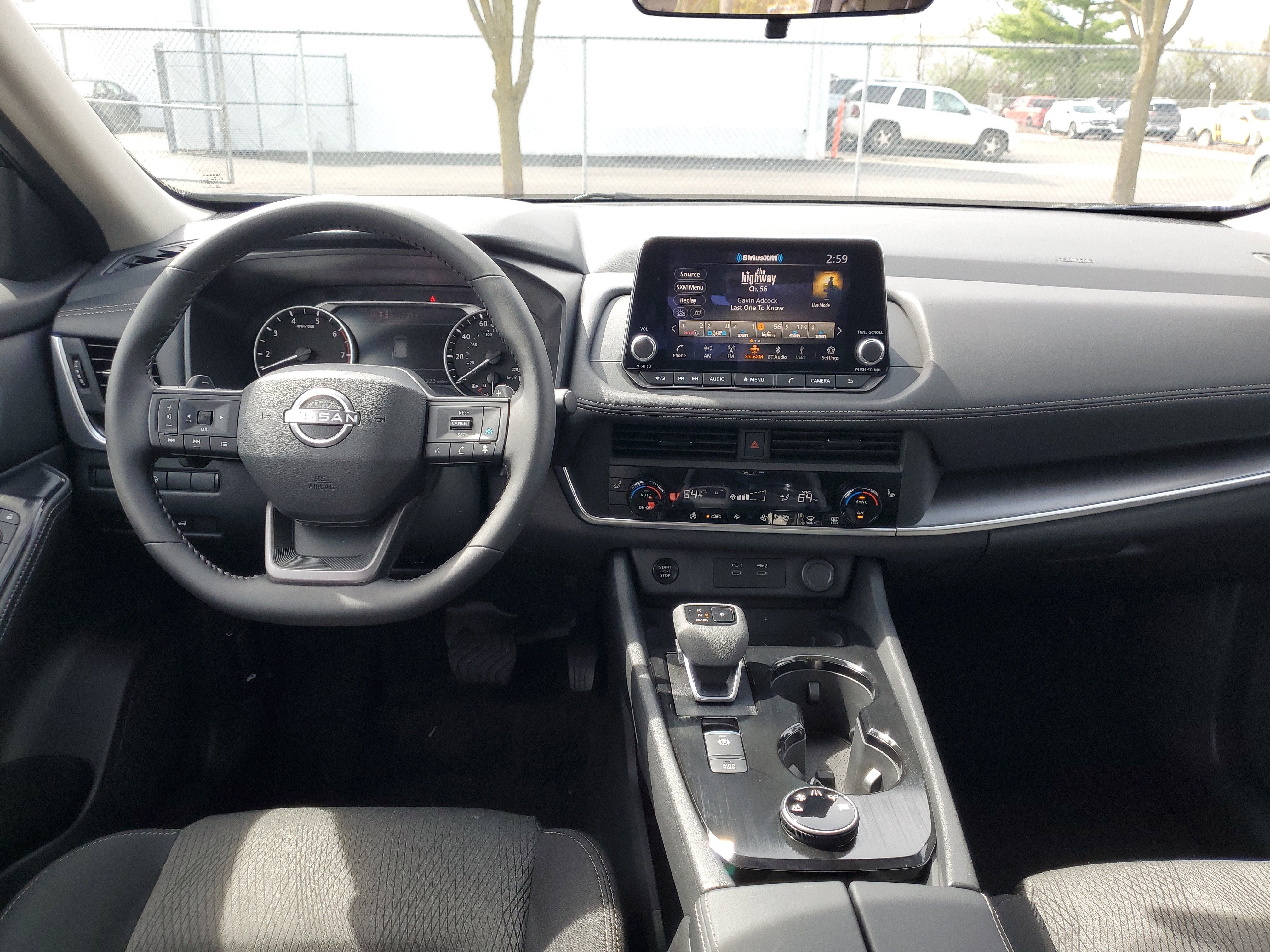 2026 Nissan Rogue SV
