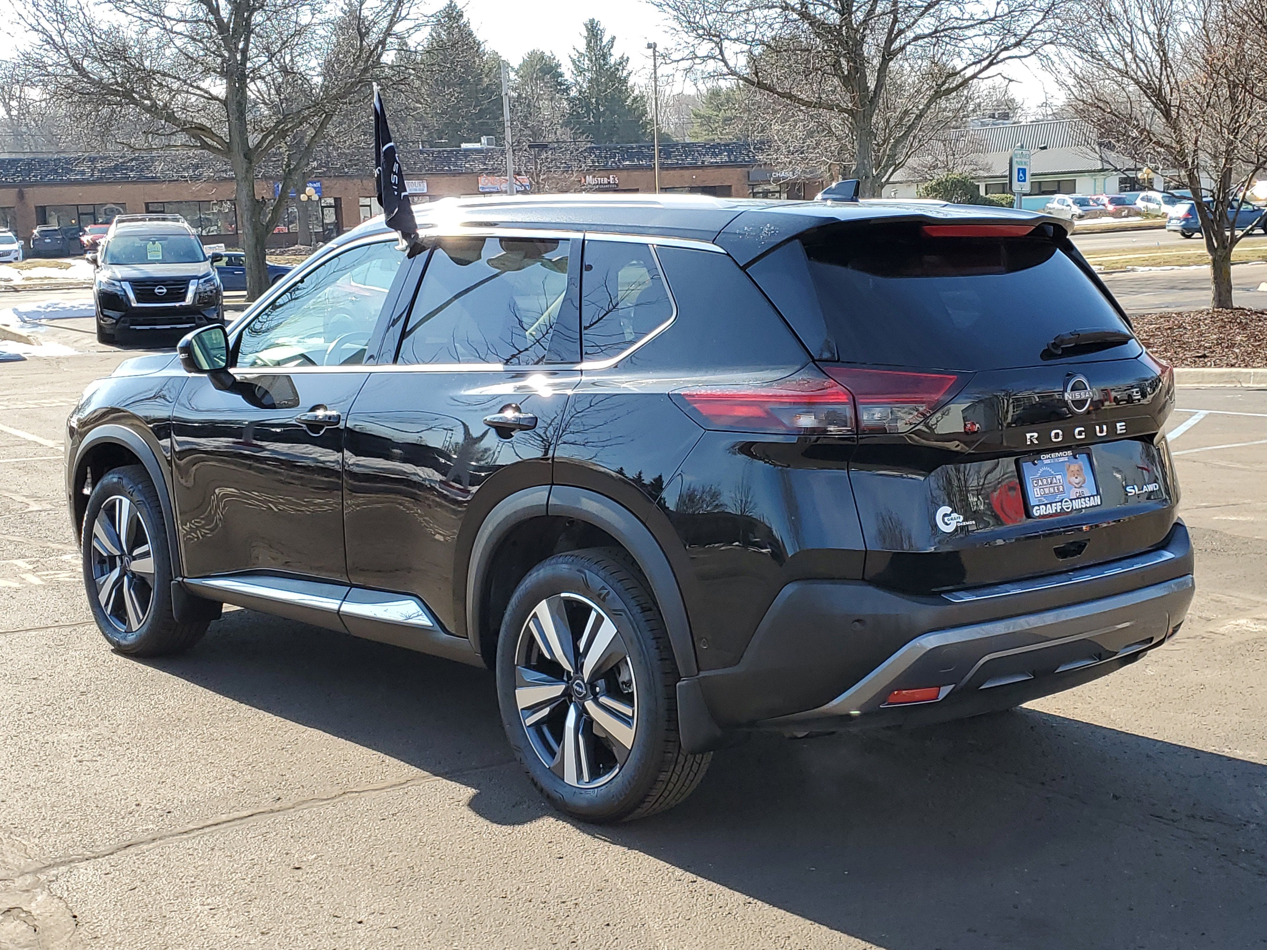 2023 Nissan Rogue SL