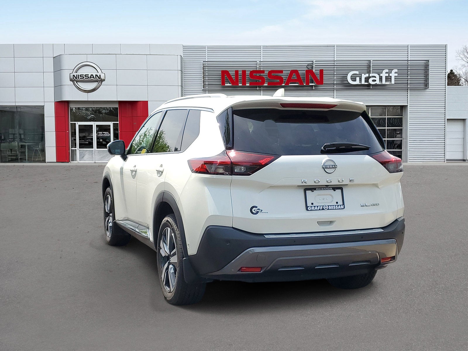 2023 Nissan Rogue SL