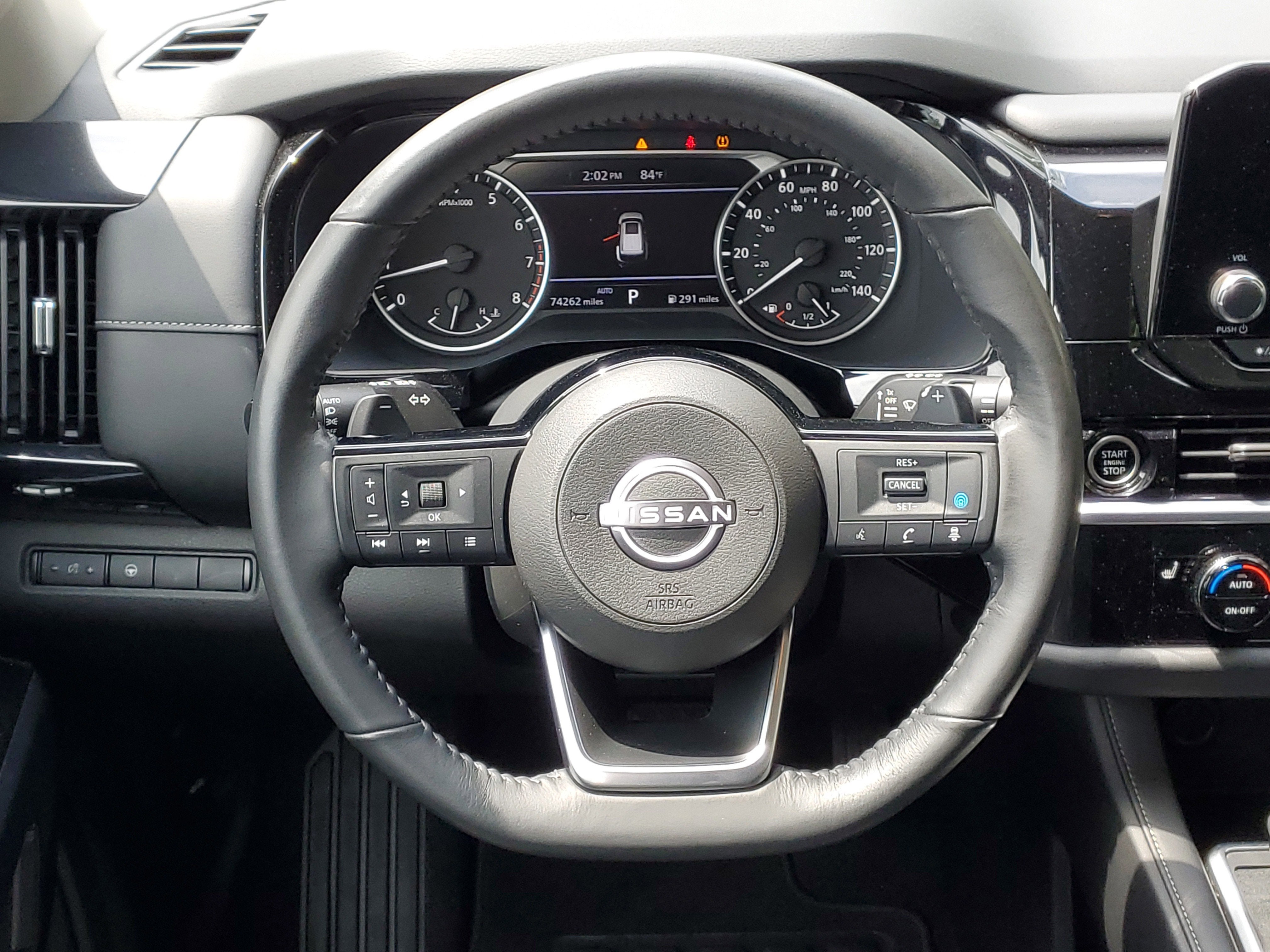 2022 Nissan Pathfinder SV