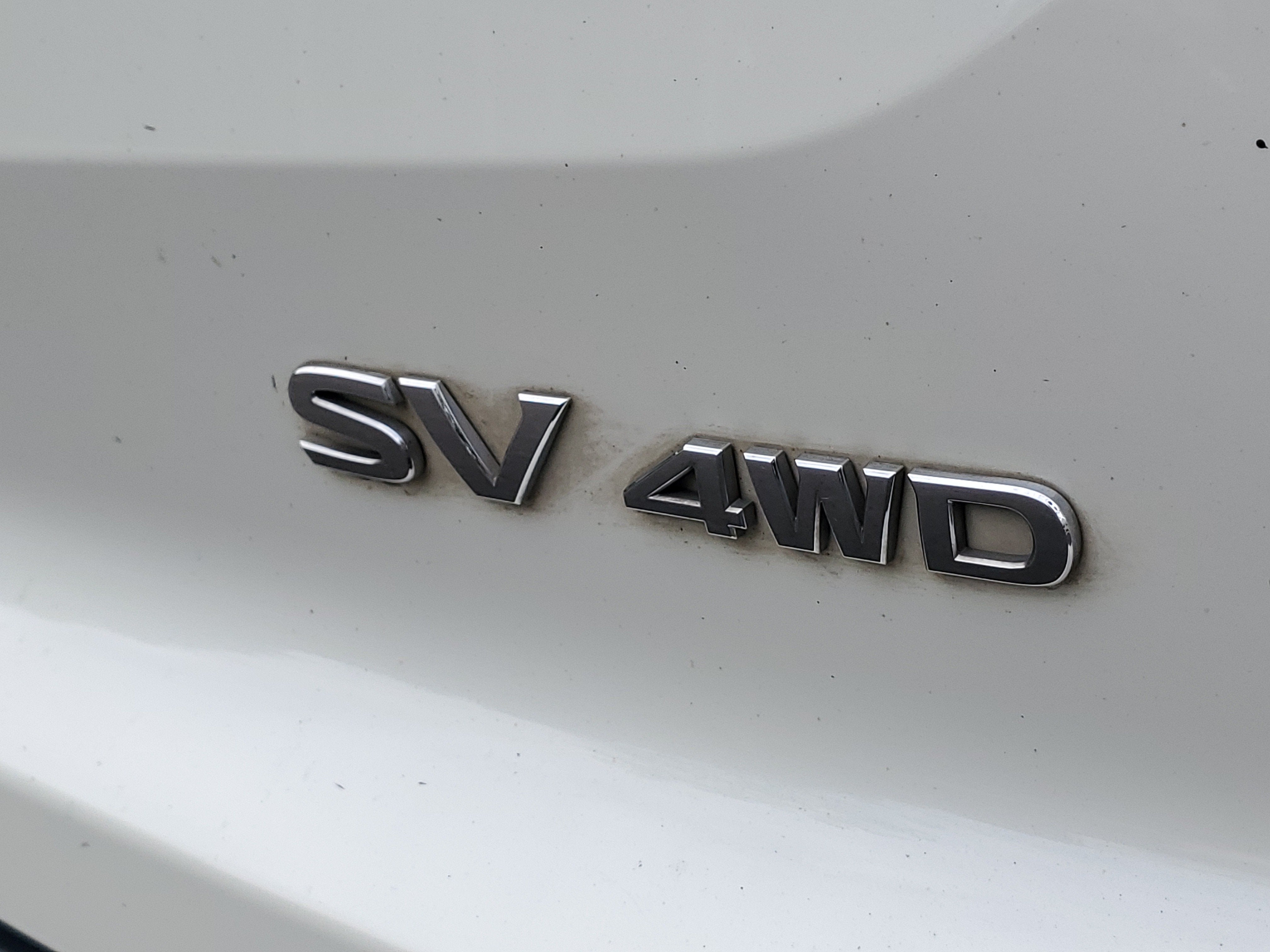 2022 Nissan Pathfinder SV
