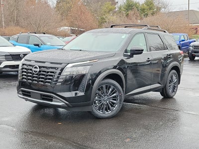 2026 Nissan Pathfinder SL