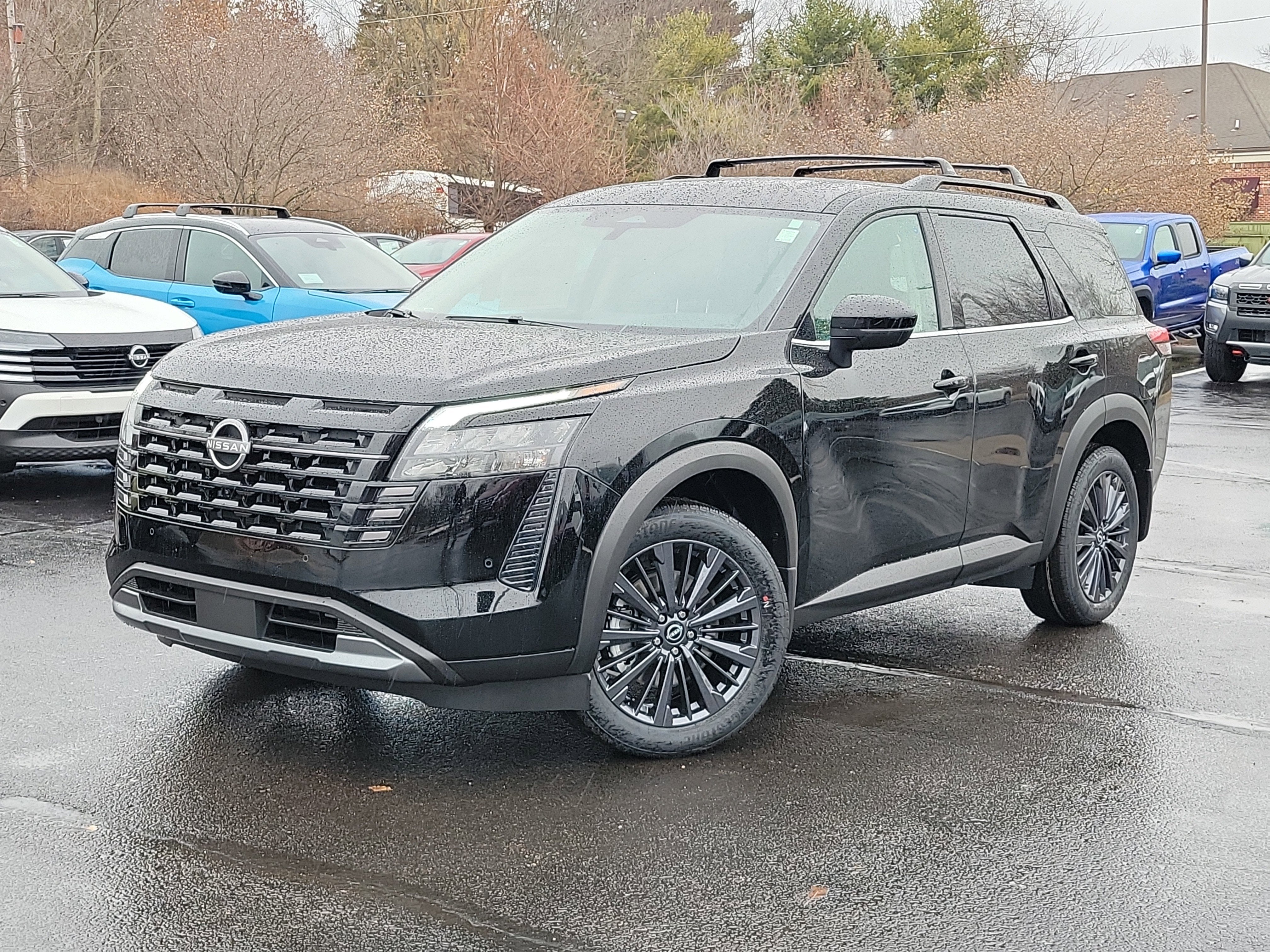 2026 Nissan Pathfinder SL