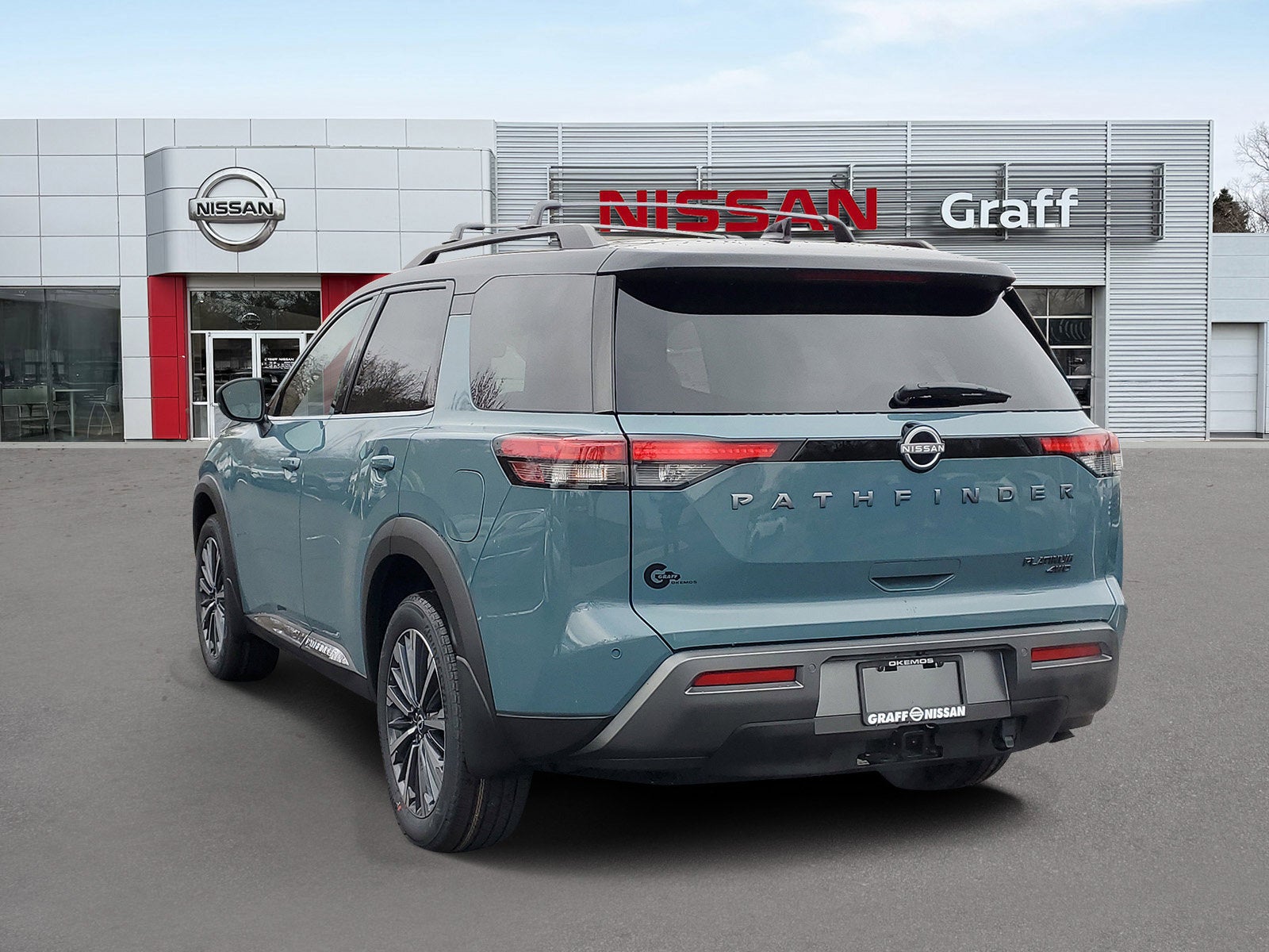 2026 Nissan Pathfinder Platinum