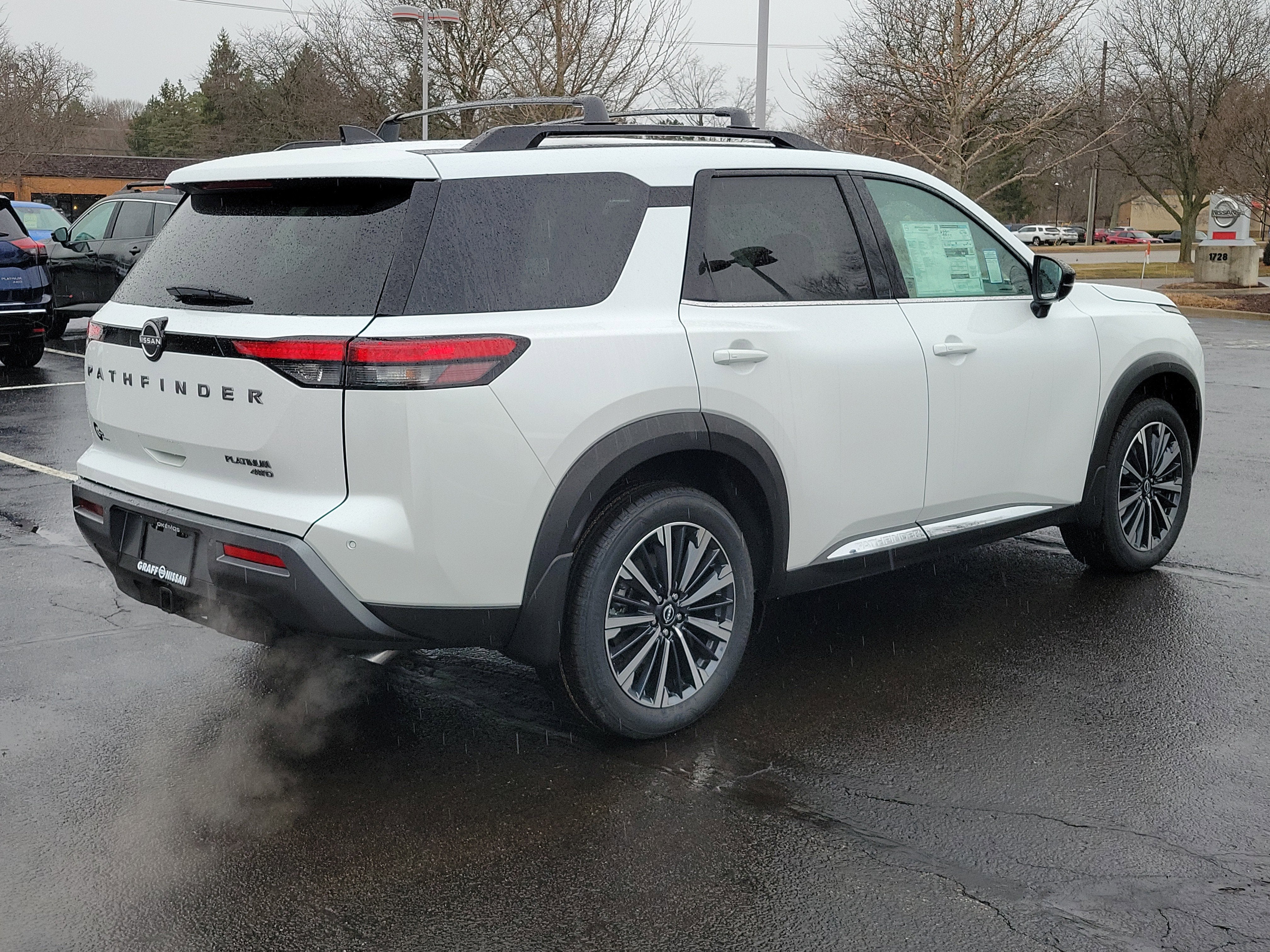 2026 Nissan Pathfinder Platinum