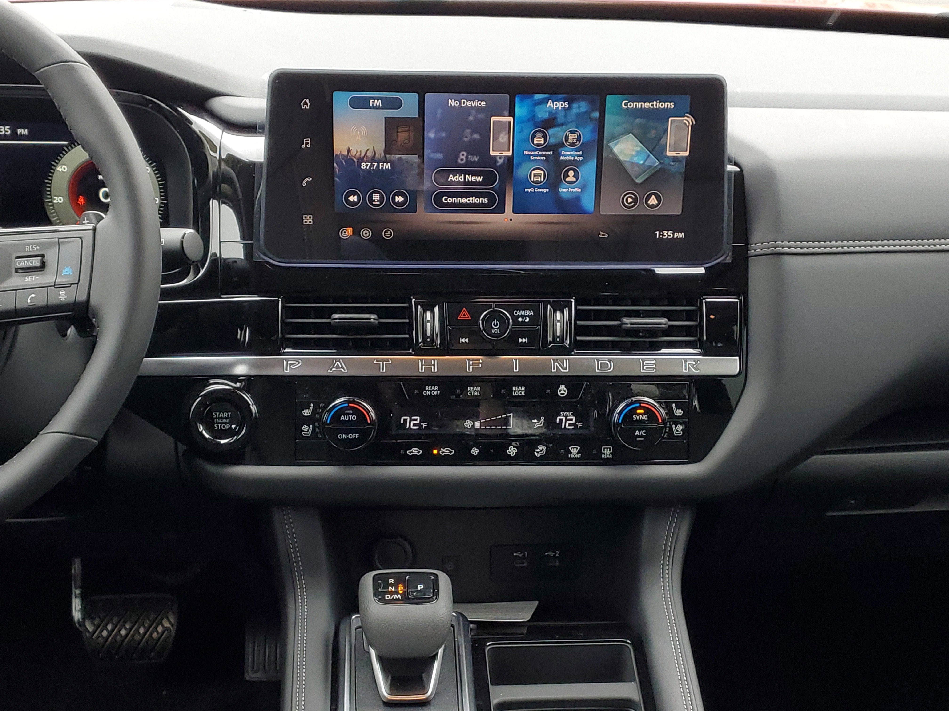 2026 Nissan Pathfinder Platinum