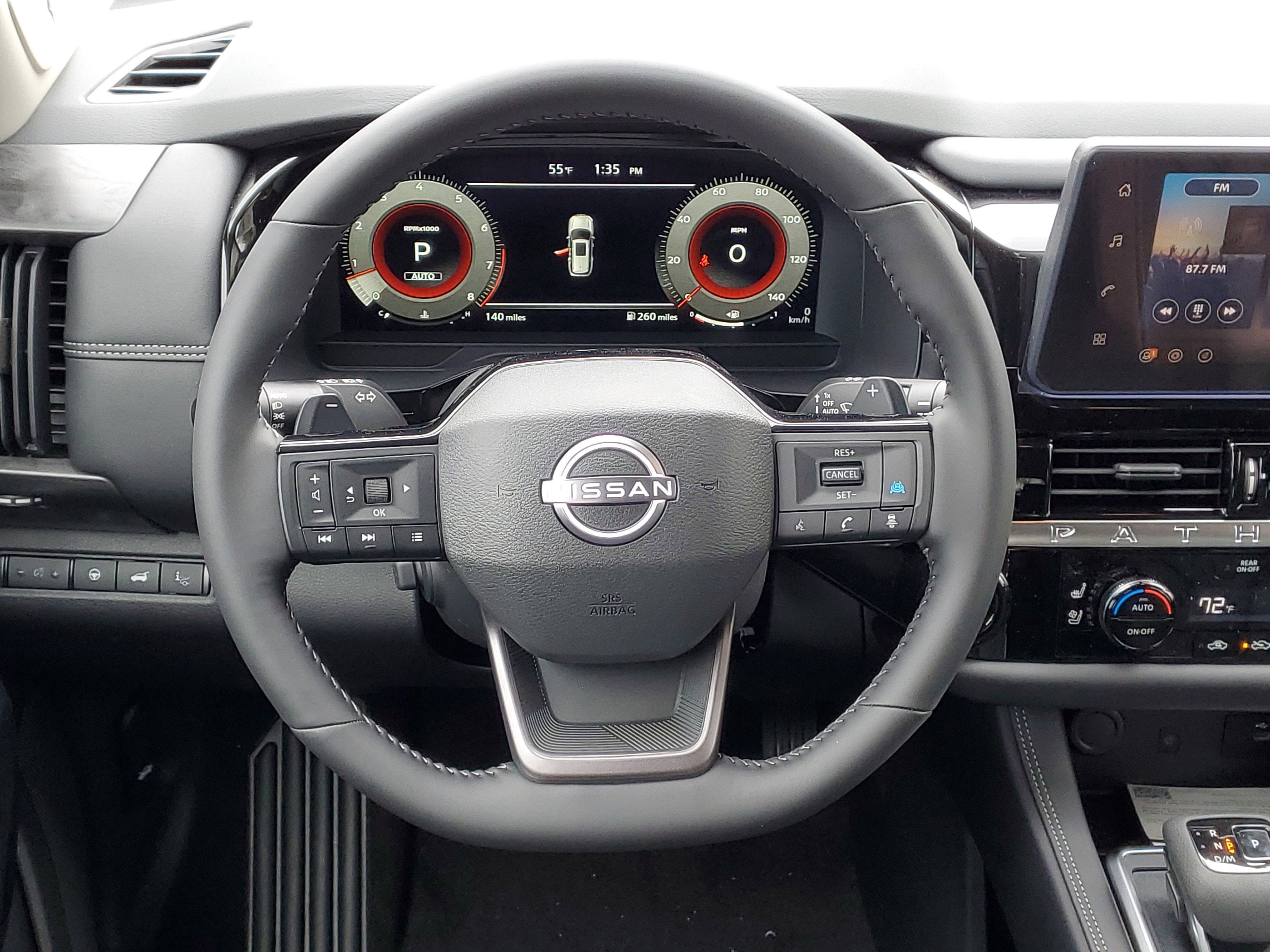 2026 Nissan Pathfinder Platinum