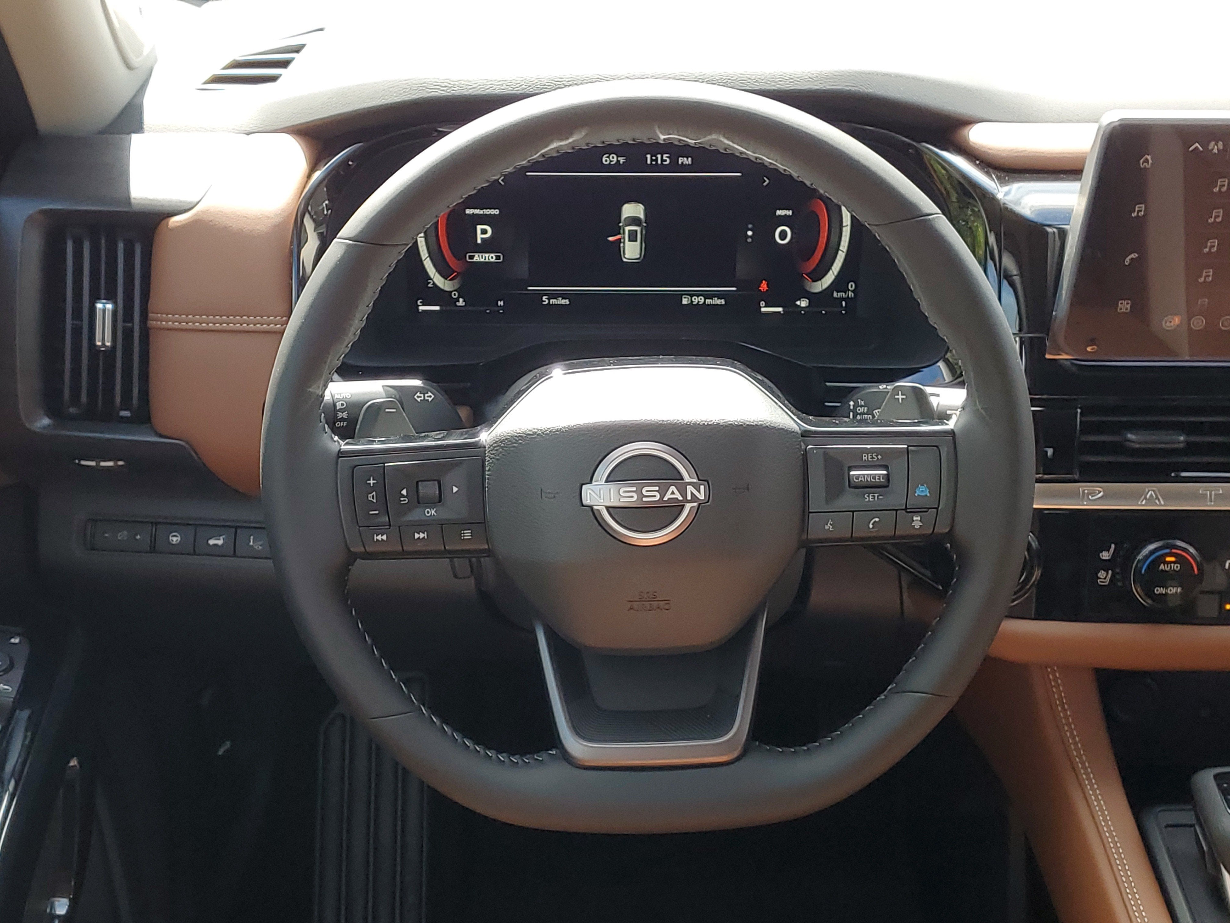 2026 Nissan Pathfinder Platinum
