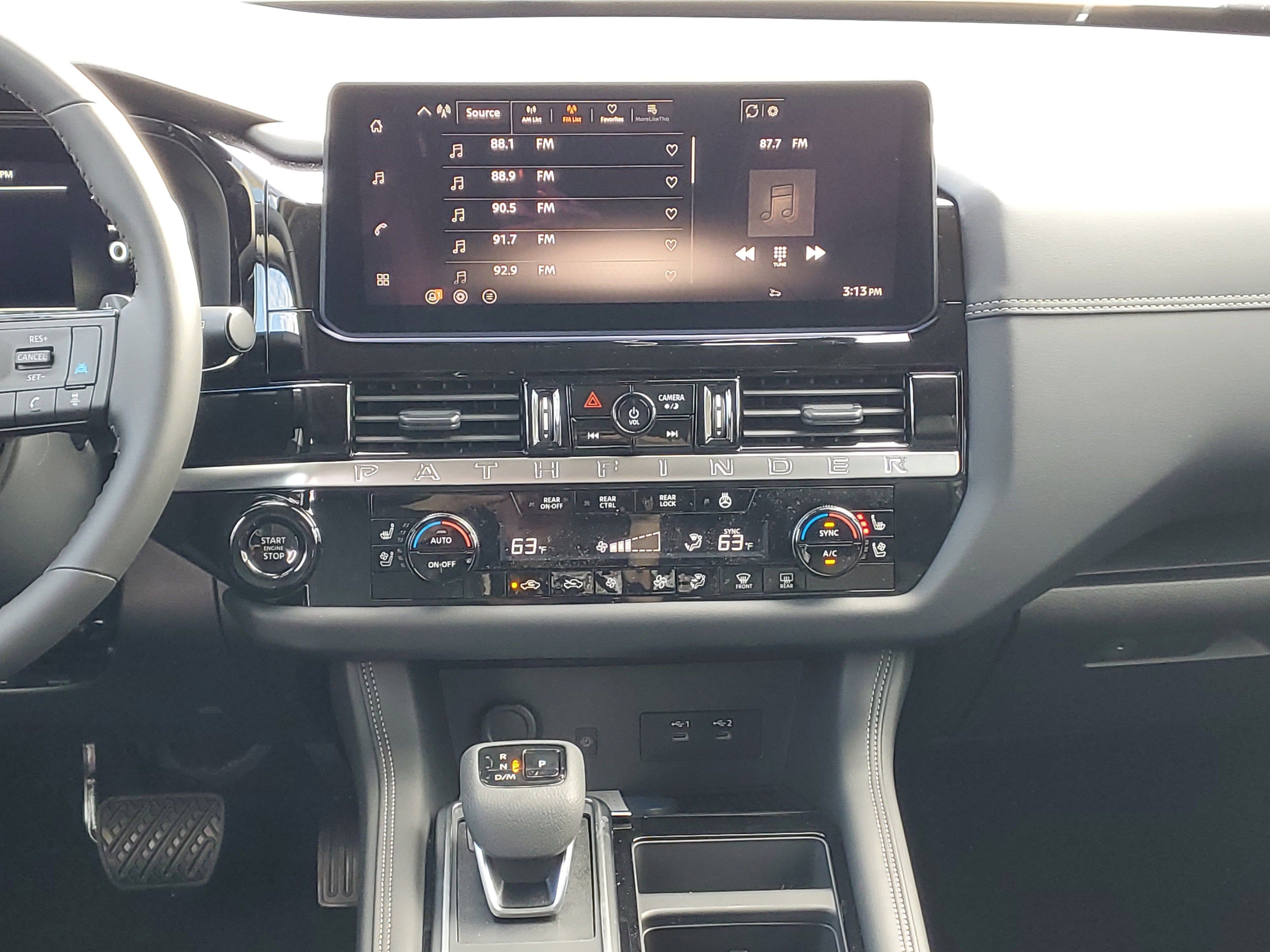 2026 Nissan Pathfinder Platinum