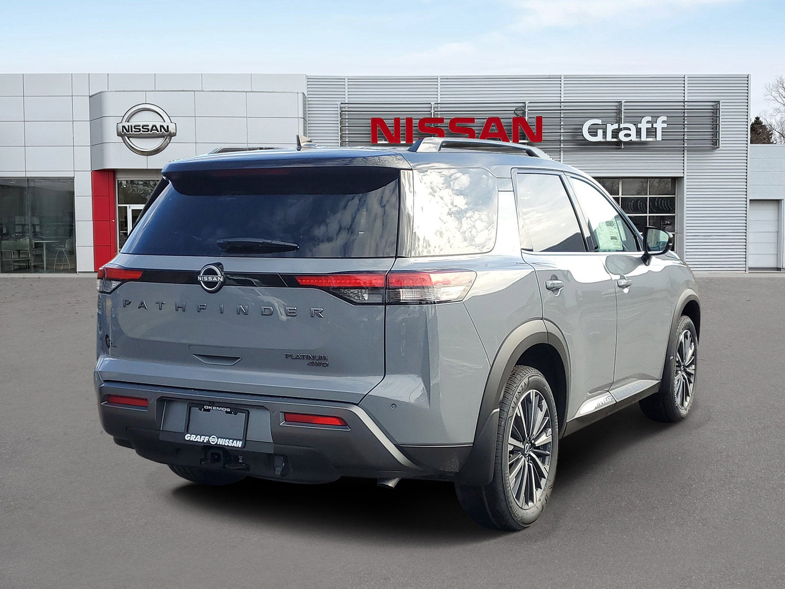 2026 Nissan Pathfinder Platinum