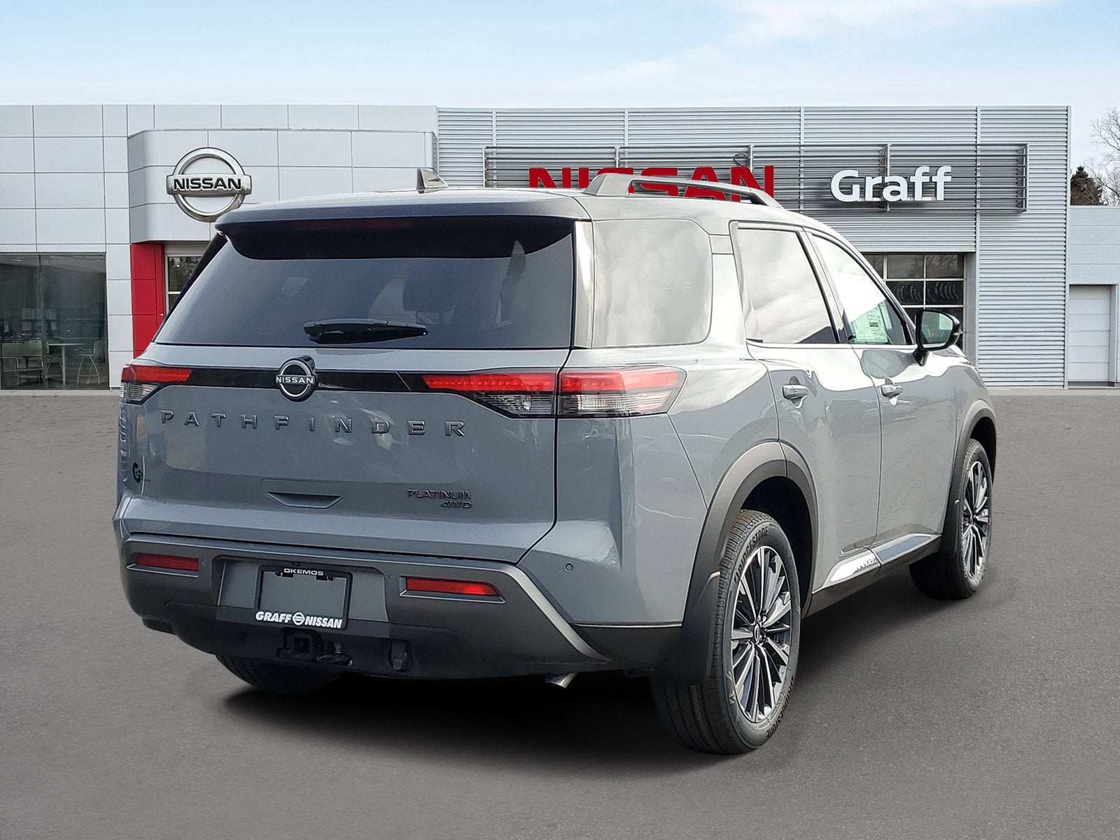 2026 Nissan Pathfinder Platinum