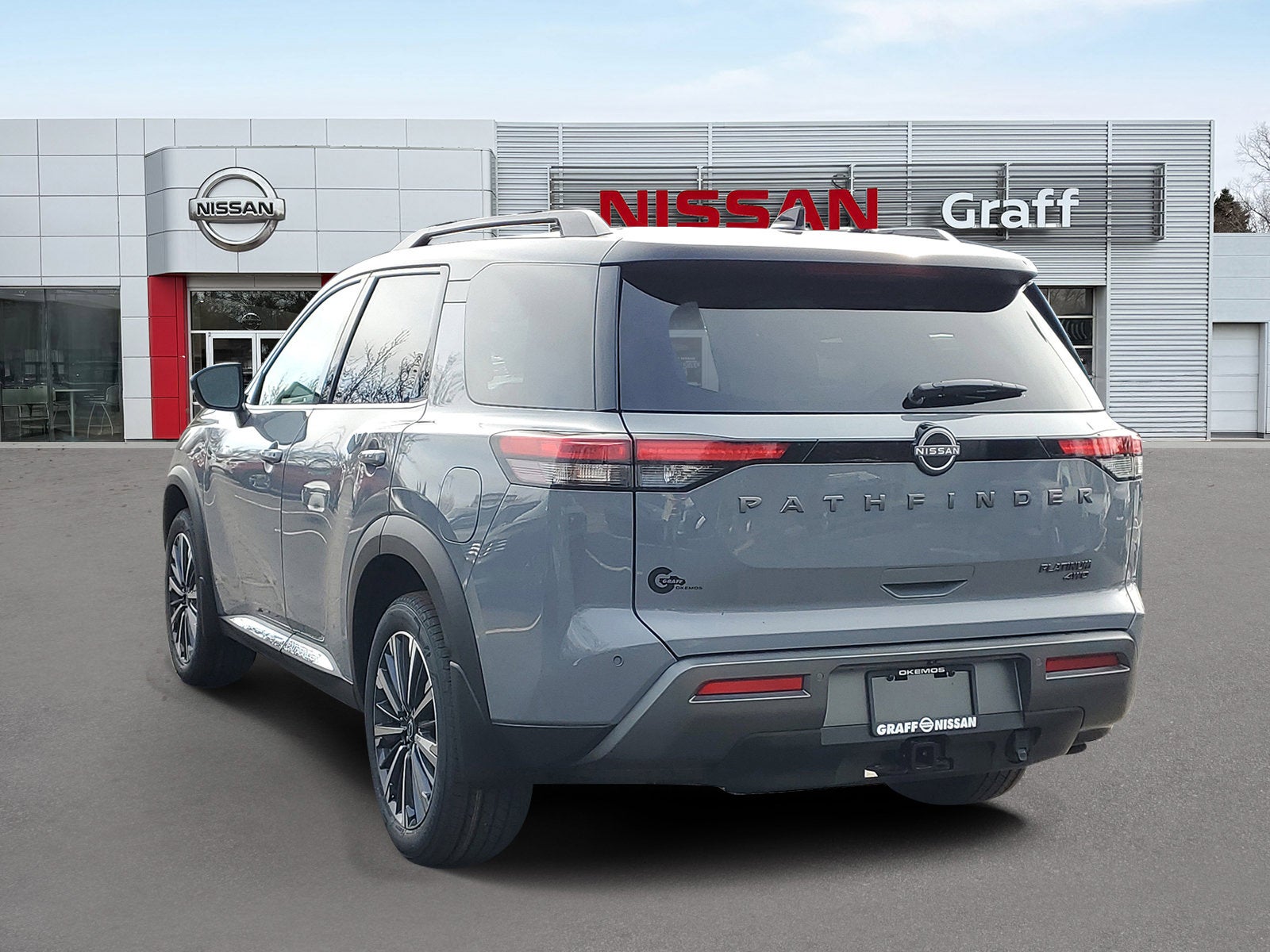 2026 Nissan Pathfinder Platinum