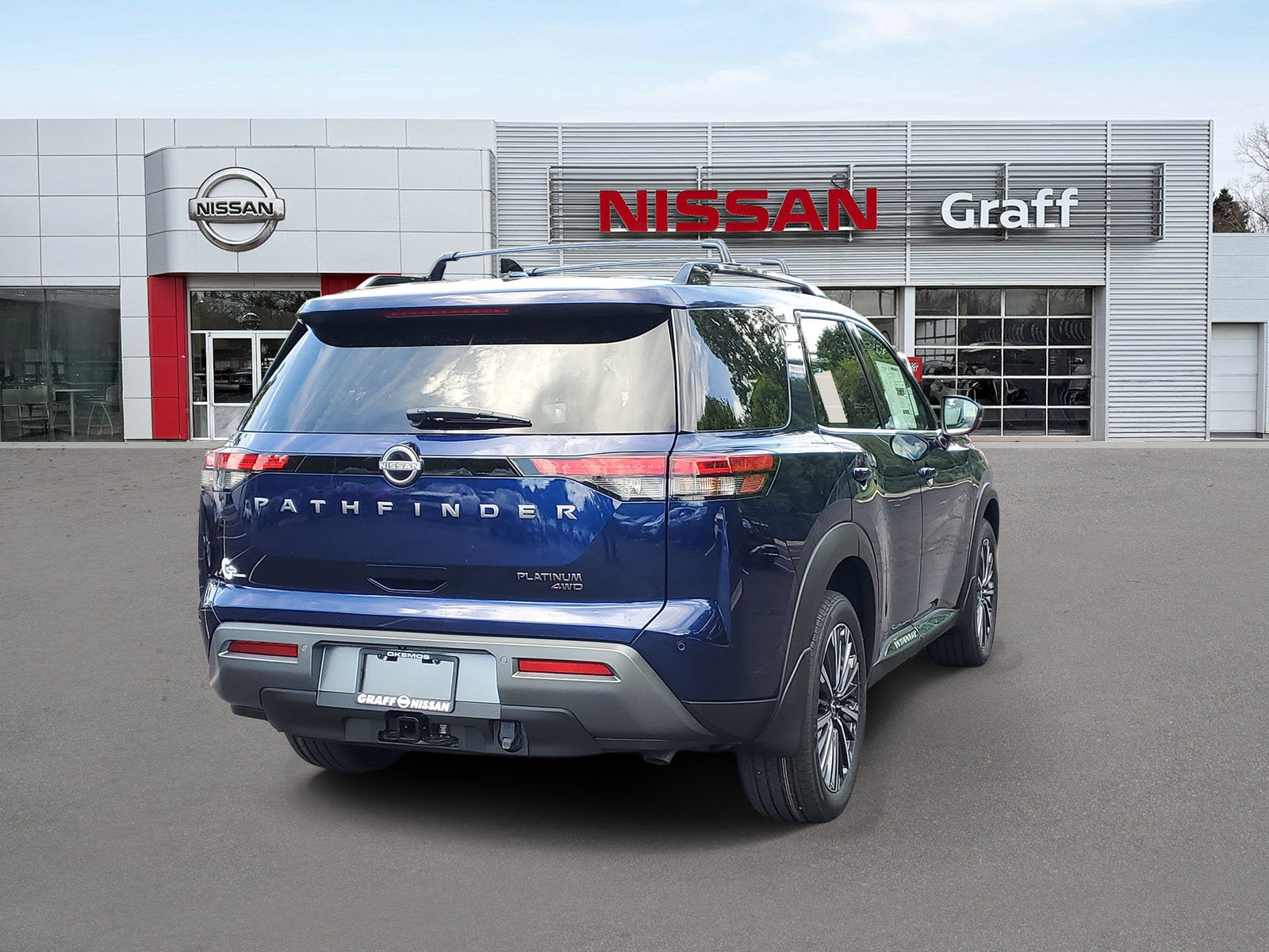 2026 Nissan Pathfinder Platinum
