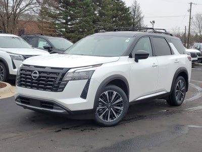 2026 Nissan Pathfinder Platinum