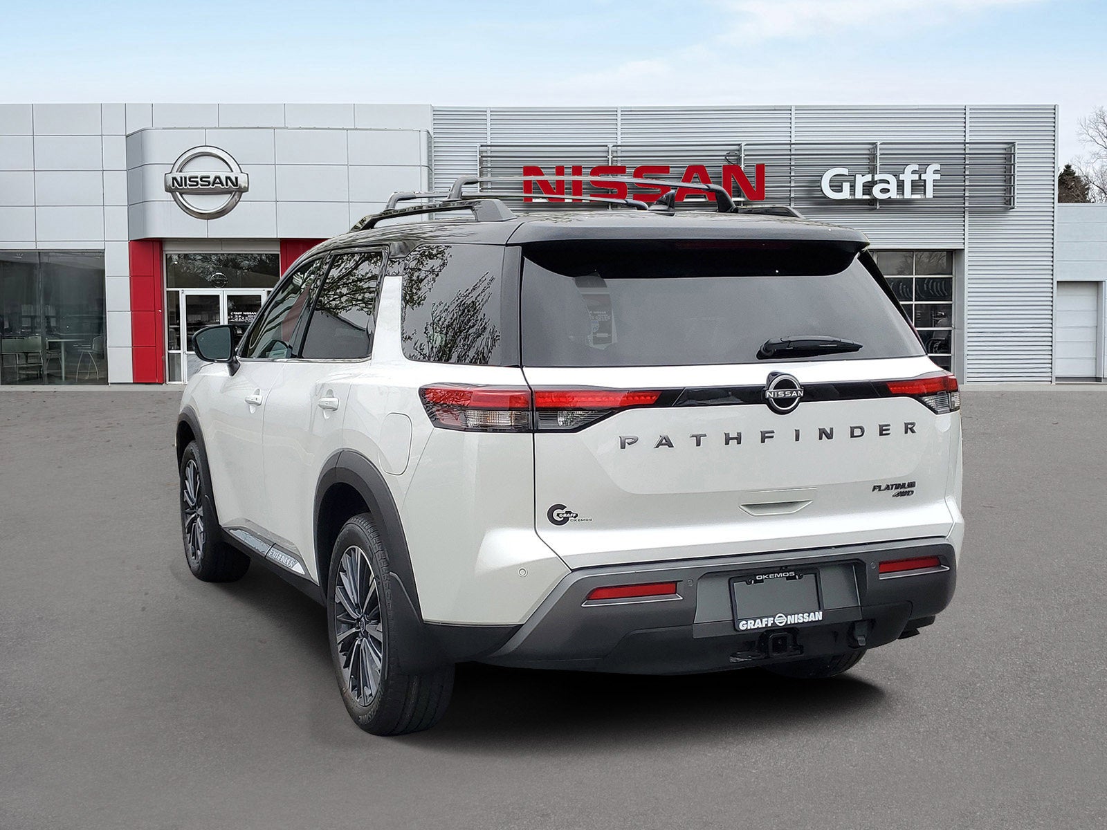 2026 Nissan Pathfinder Platinum