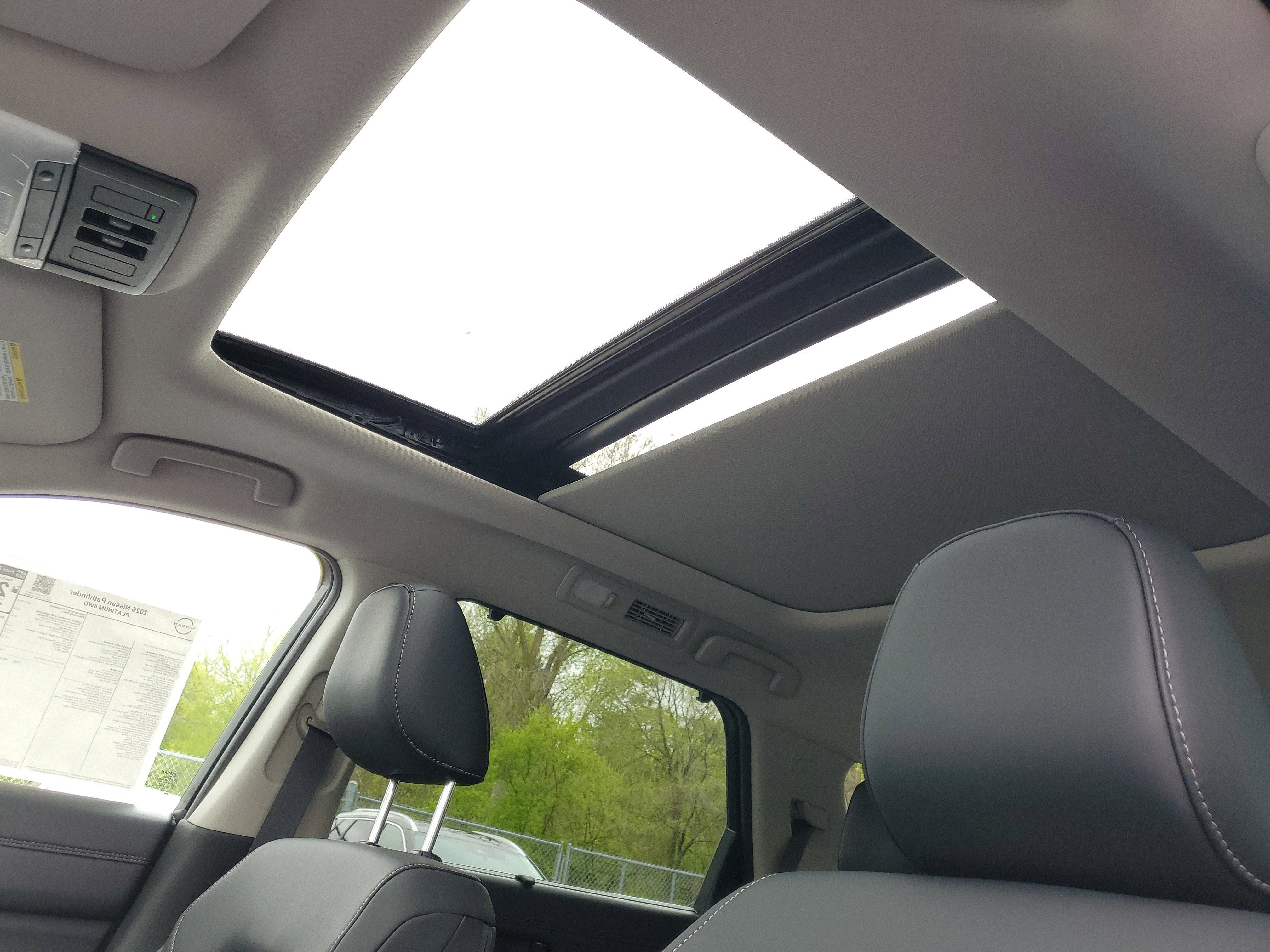 2026 Nissan Pathfinder Platinum