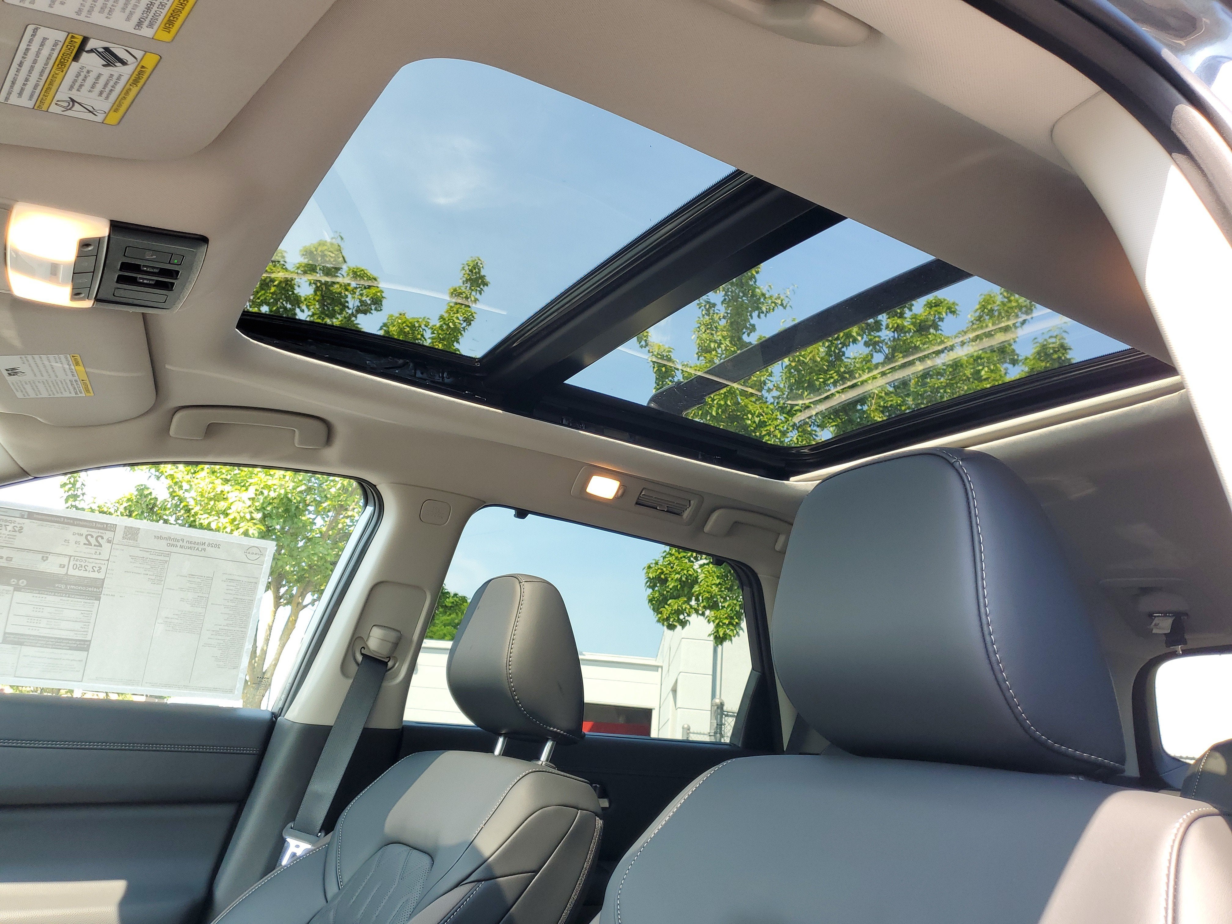 2026 Nissan Pathfinder Platinum
