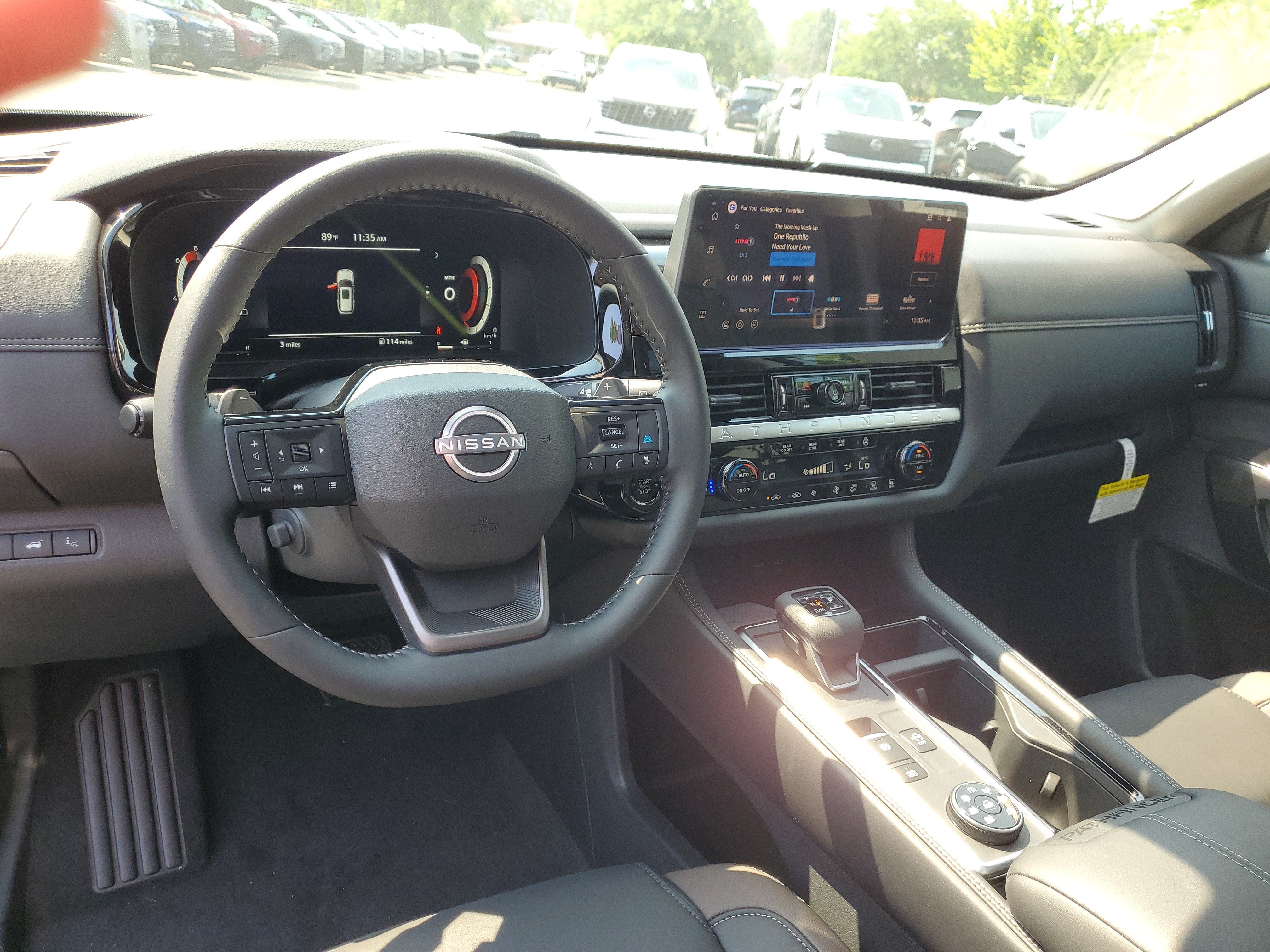 2026 Nissan Pathfinder Platinum