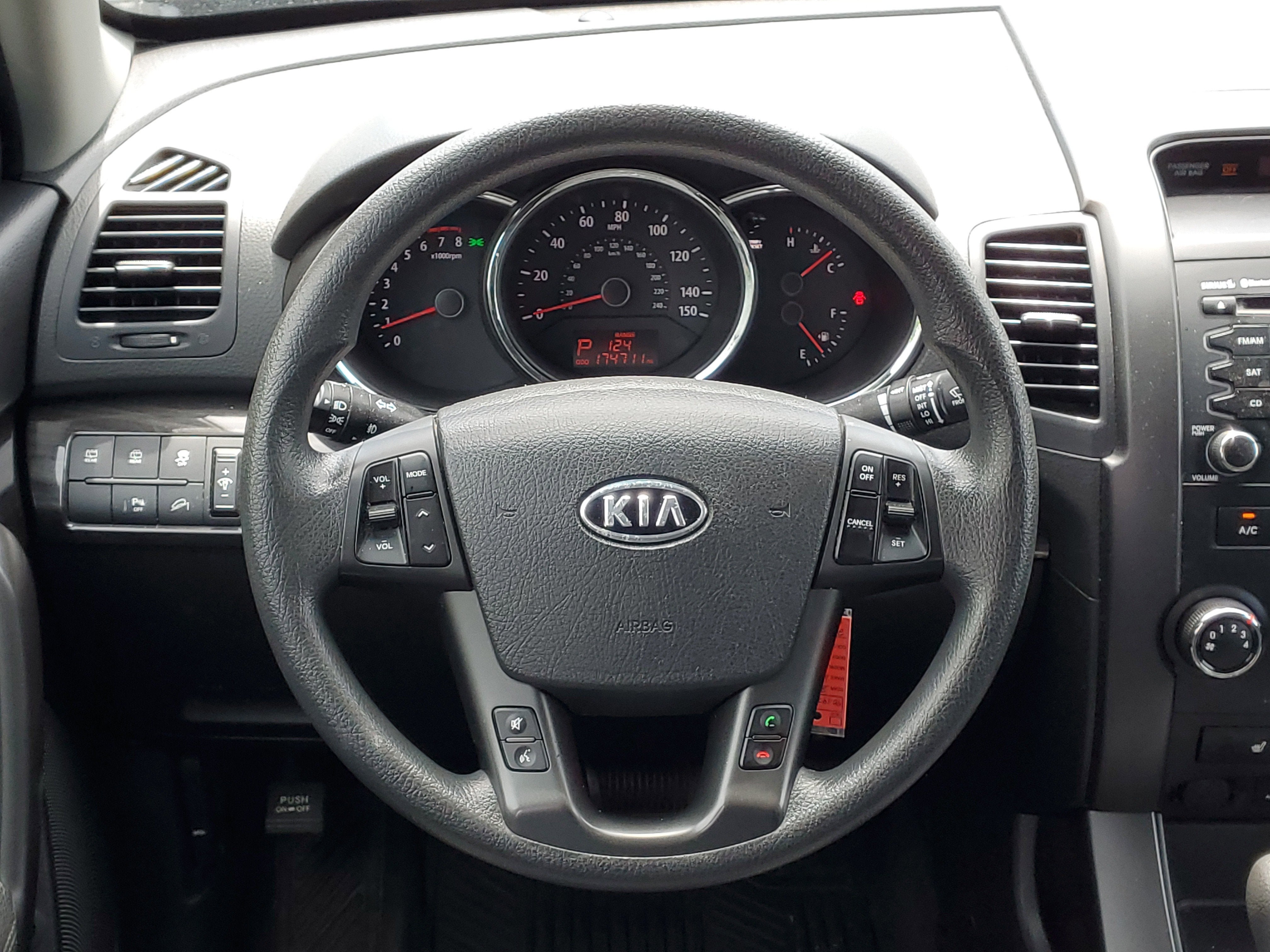 2012 Kia Sorento LX
