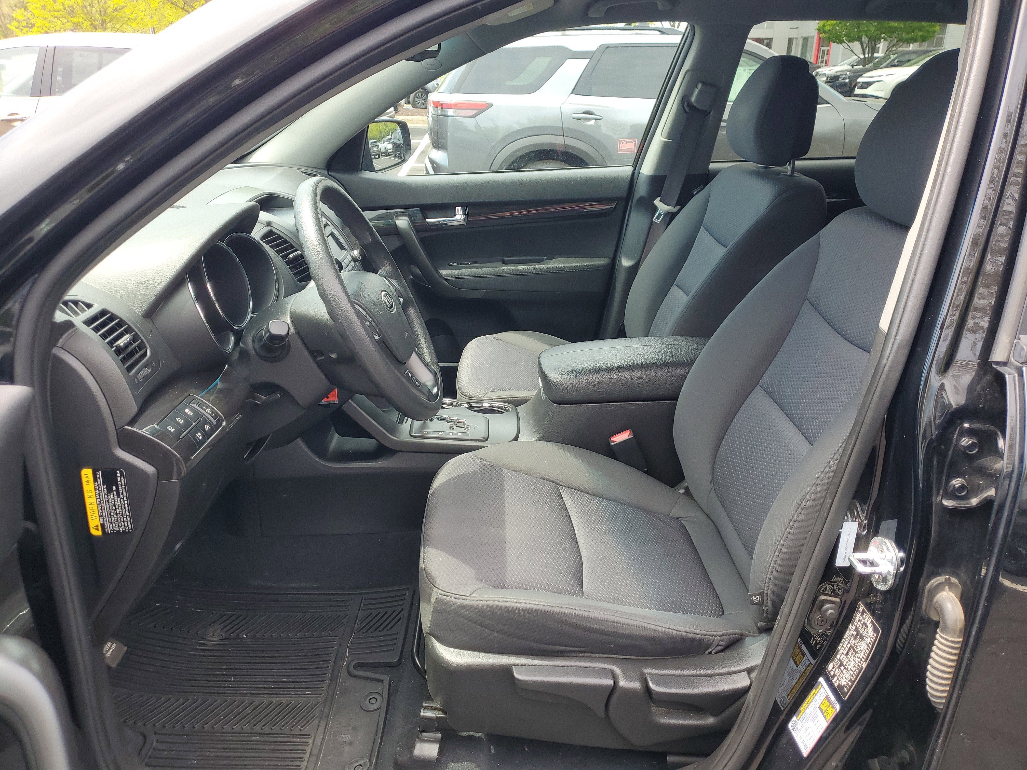 2012 Kia Sorento LX