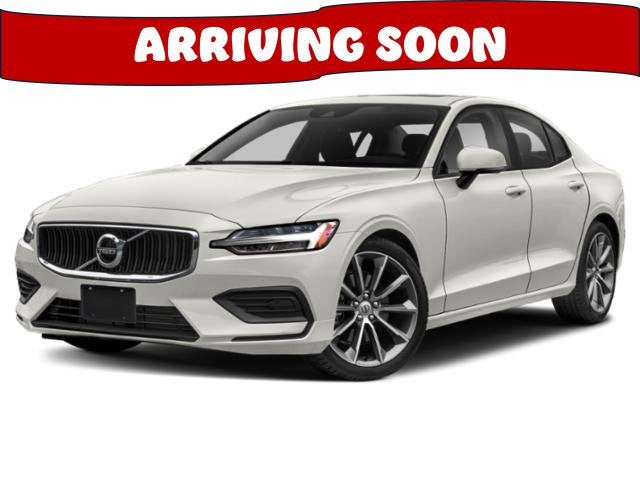2022 Volvo S60 Momentum