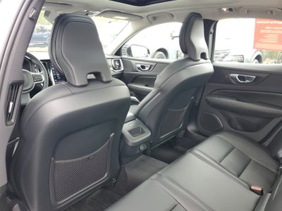 2022 Volvo S60 Momentum