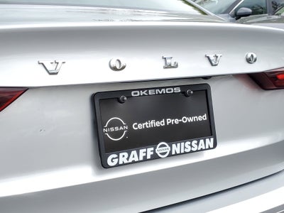 2022 Volvo S60 Momentum
