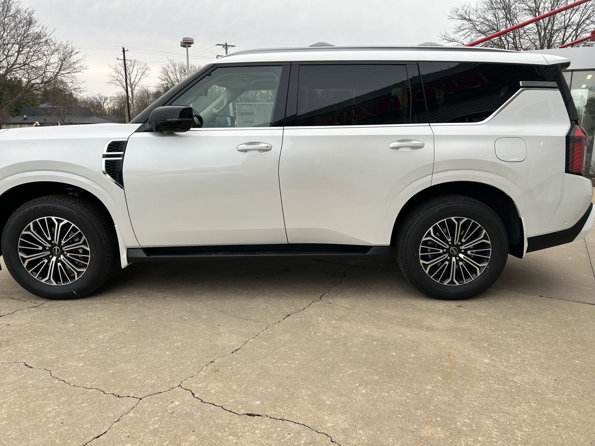 2026 Nissan Armada 4X4 Platinum