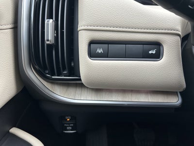 2026 Nissan Armada 4X4 Platinum