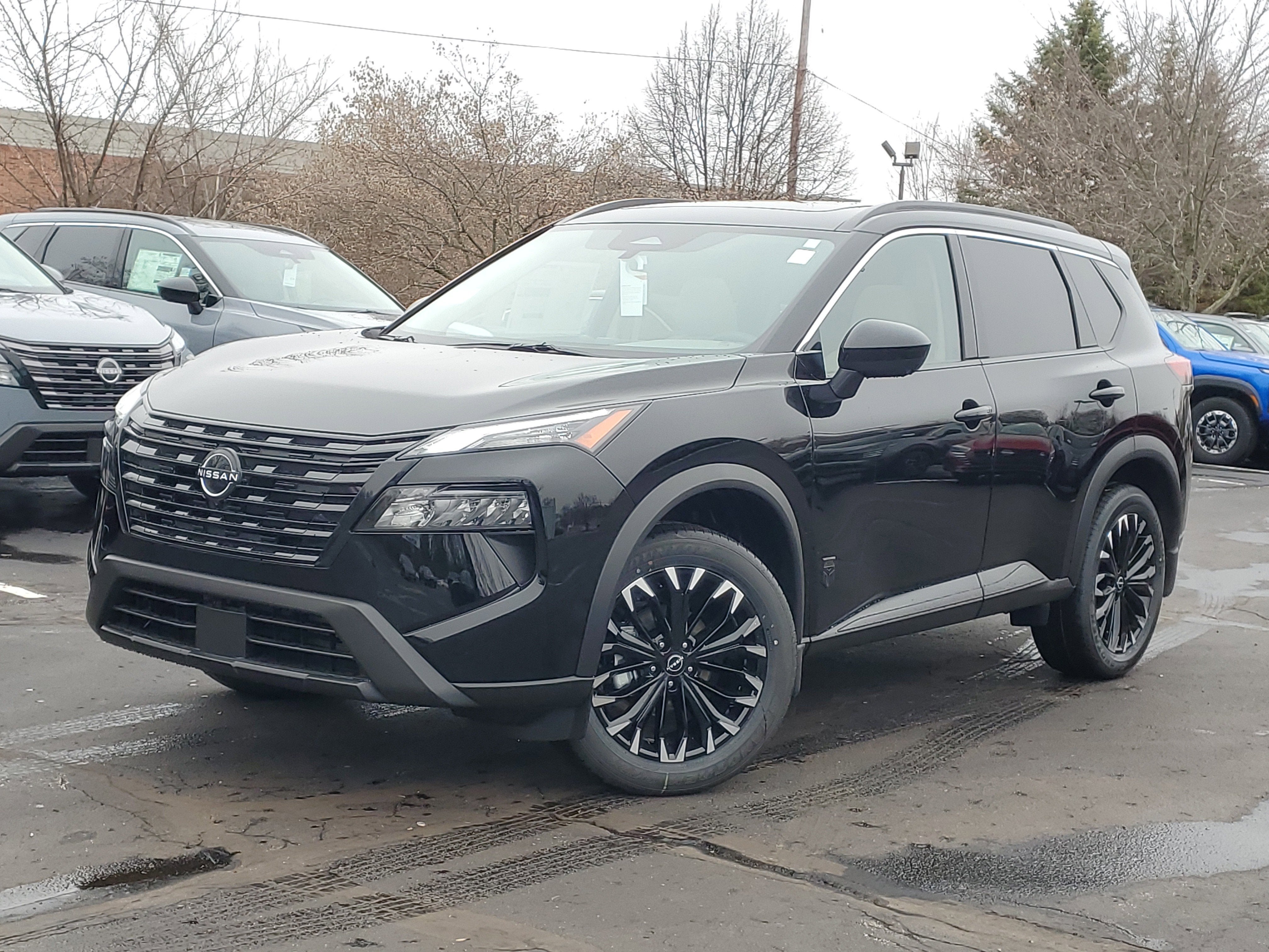 2026 Nissan Rogue Dark Armor™